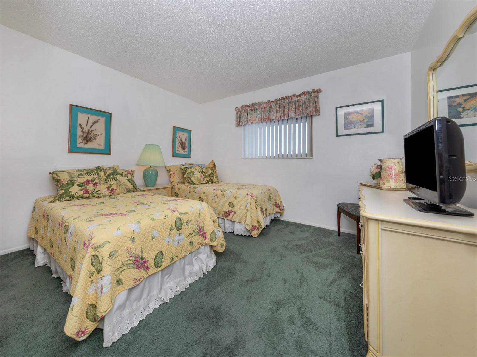 533 PARKDALE MEWS #533, #533