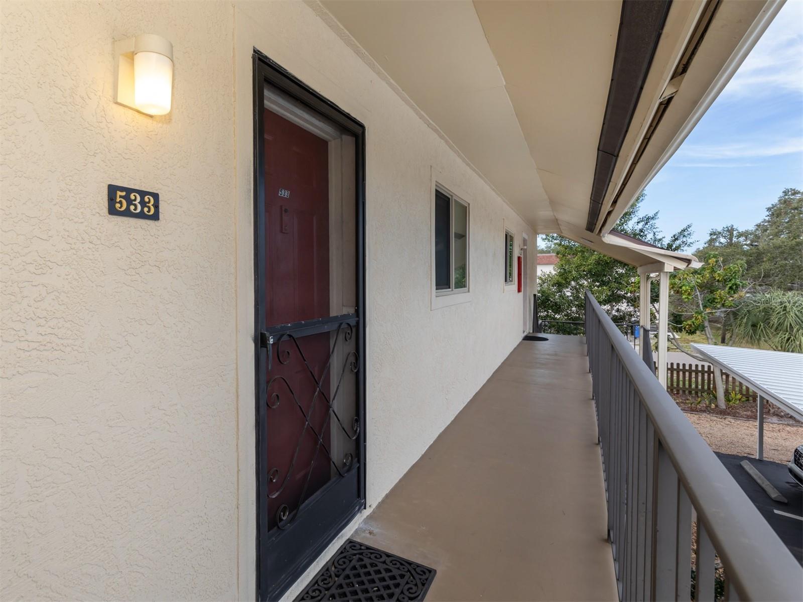 533 PARKDALE MEWS #533, #533