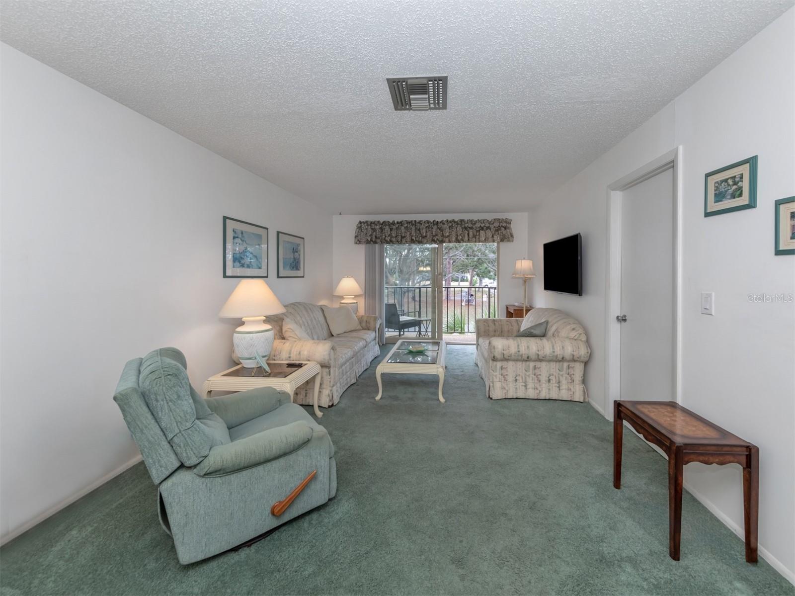 533 PARKDALE MEWS #533, #533
