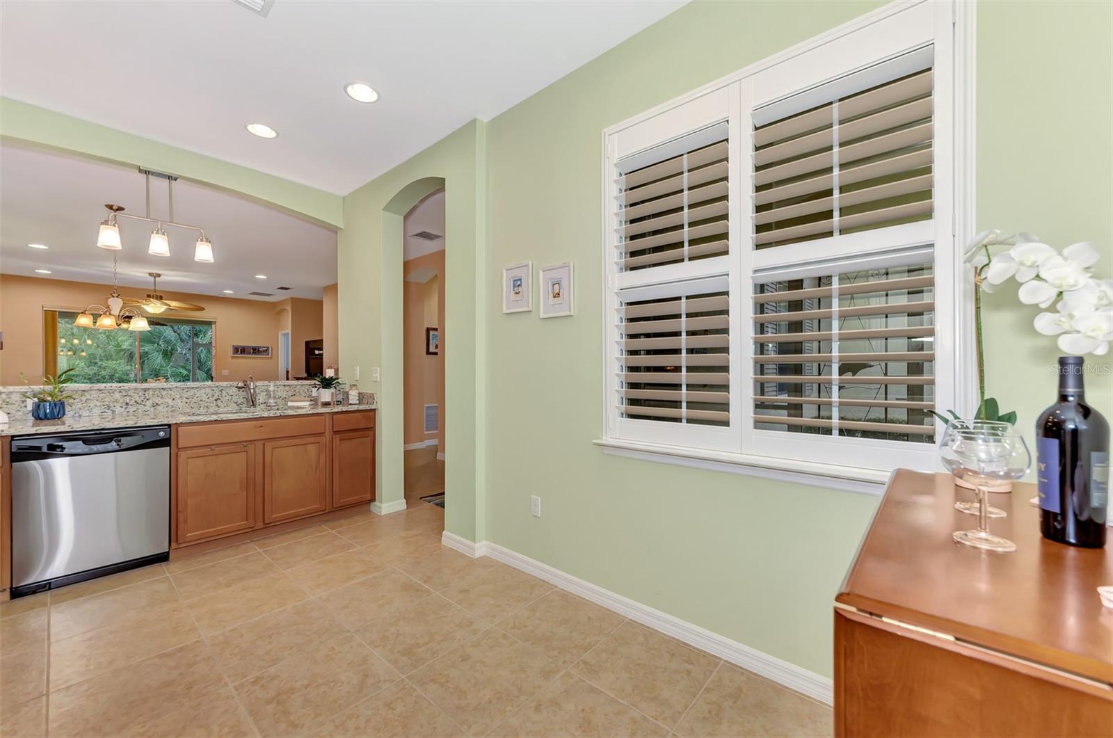 9292 FLEMING LN