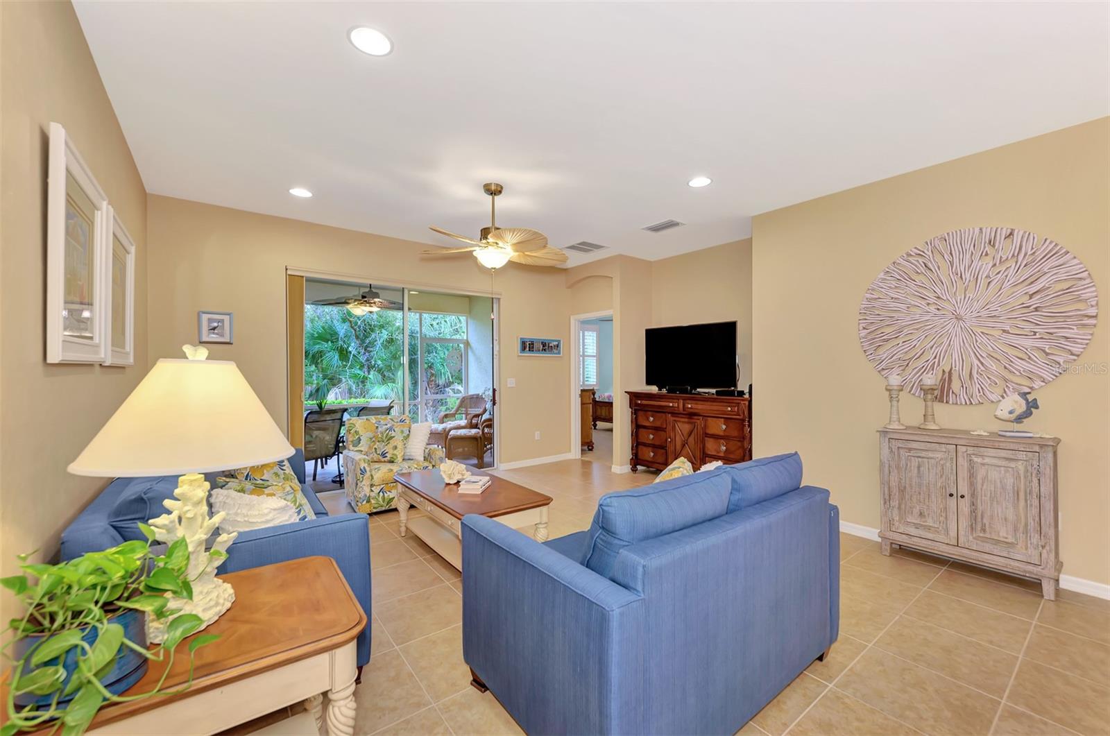 9292 FLEMING LN