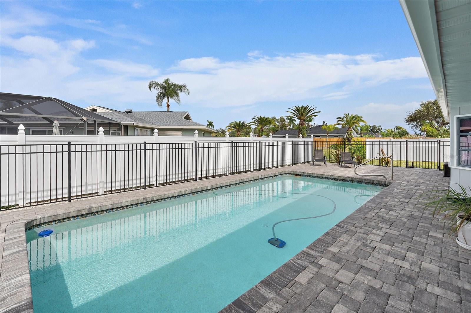 882 BAY VISTA BLVD