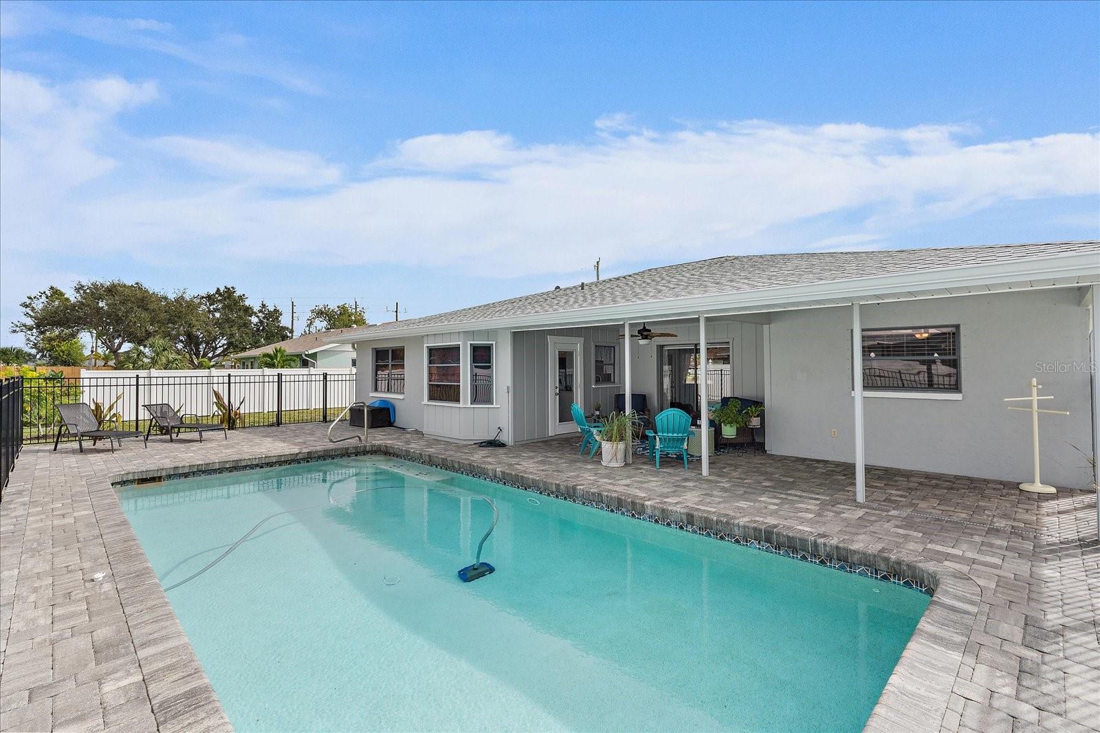 882 BAY VISTA BLVD