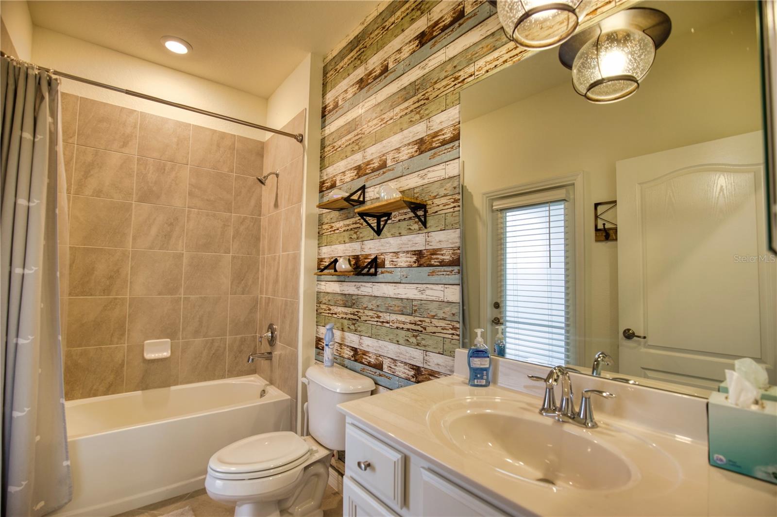 10187 CROOKED CREEK DR