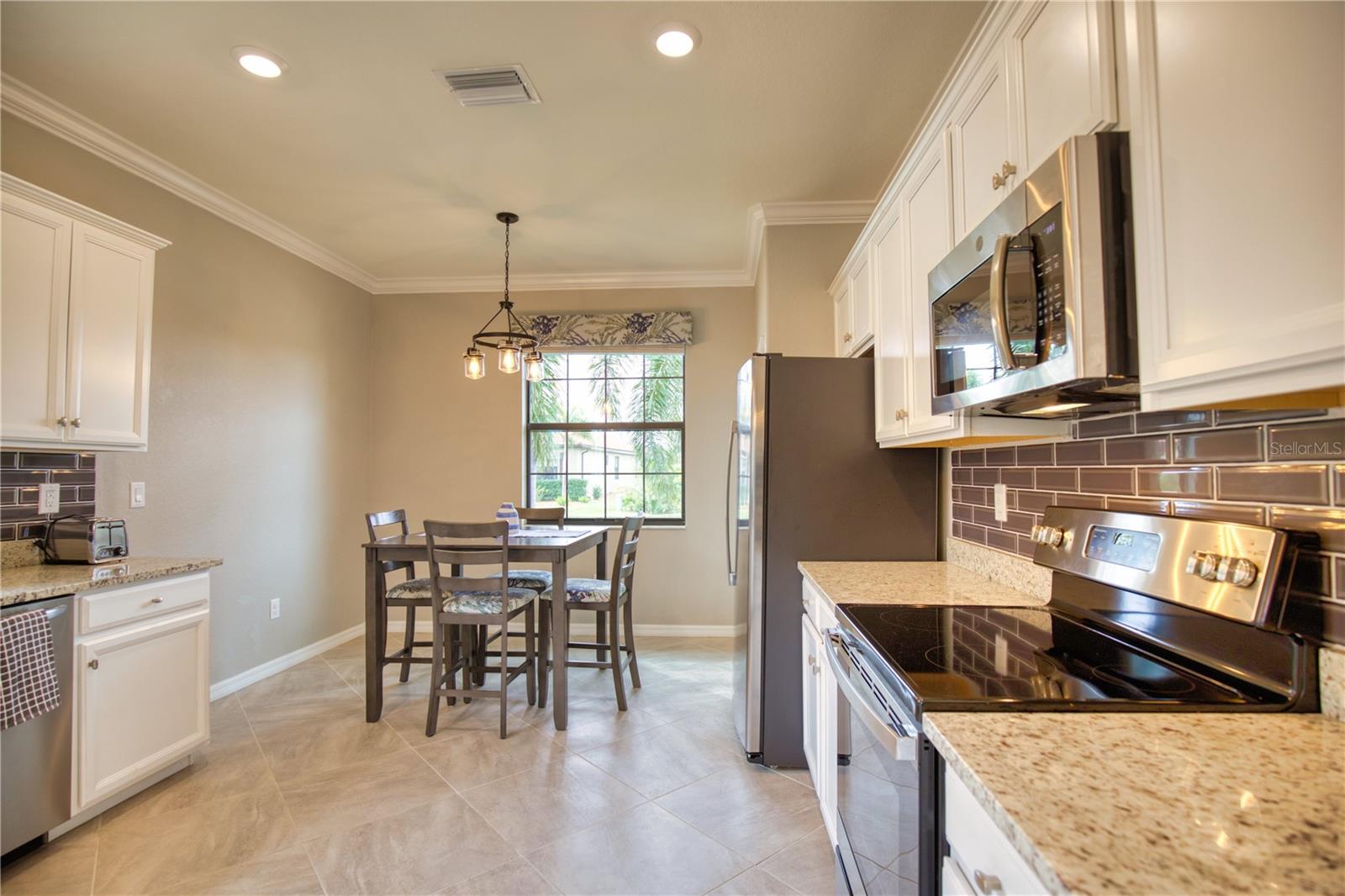 10187 CROOKED CREEK DR