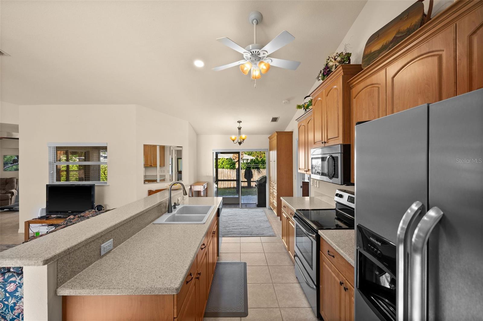 4001 TARPON RD