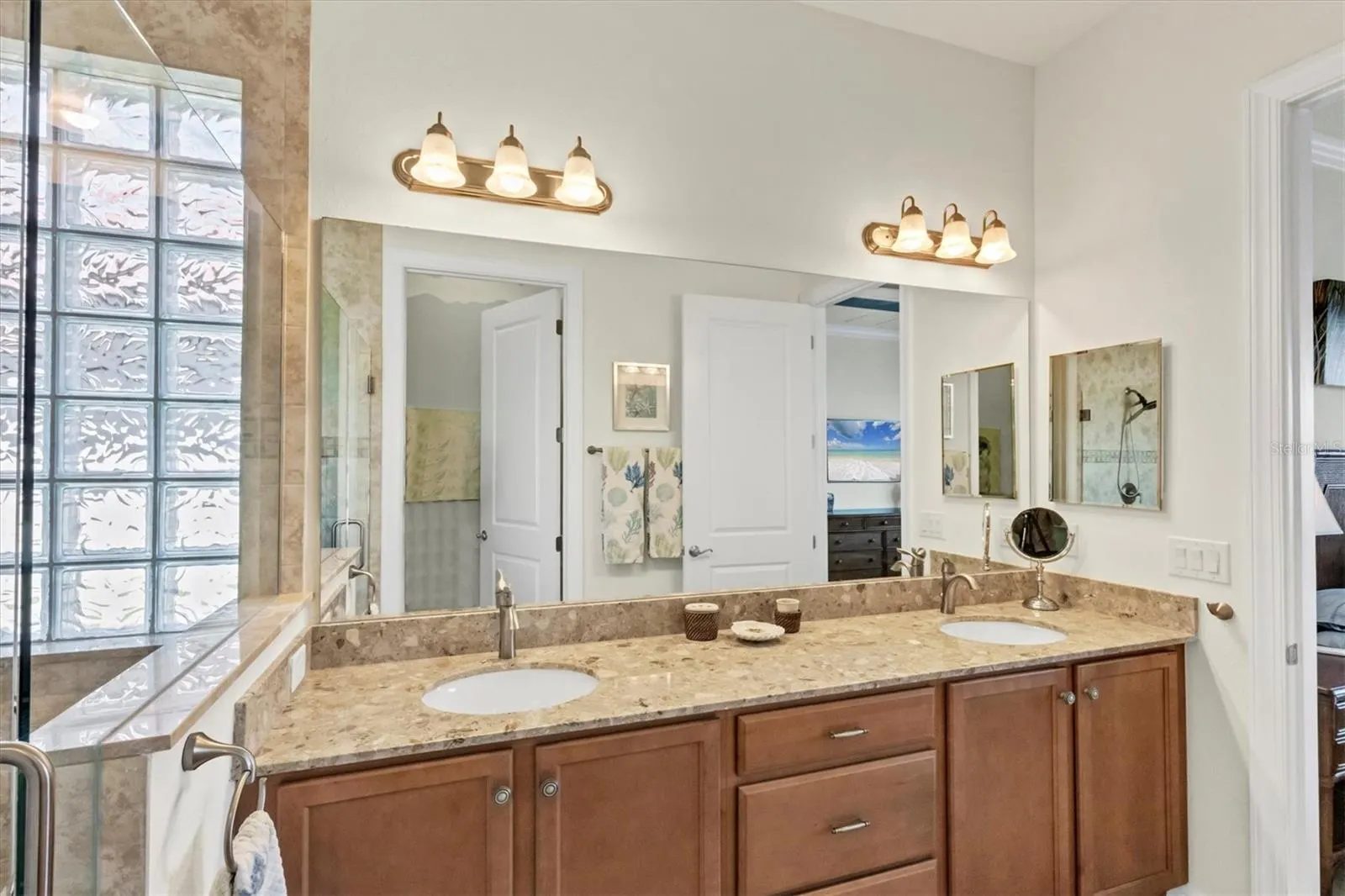 10412 CROOKED CREEK DR