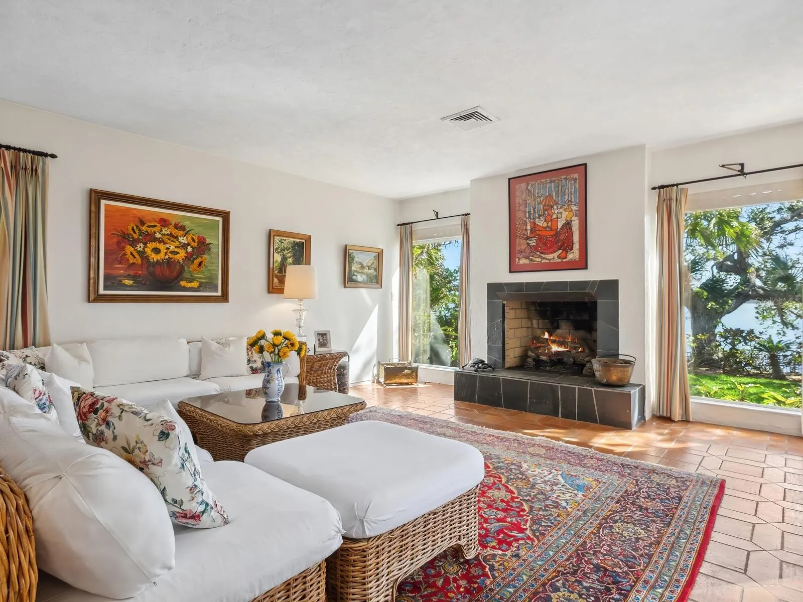 1049 N CASEY KEY RD