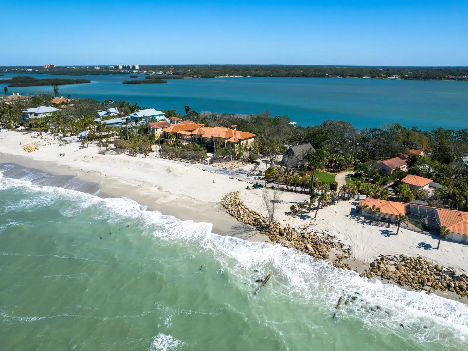 1049 N CASEY KEY RD