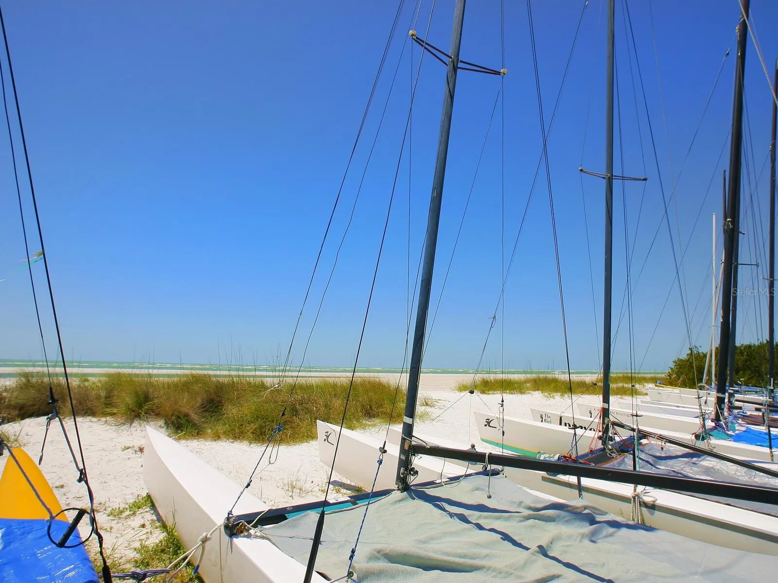 1049 N CASEY KEY RD