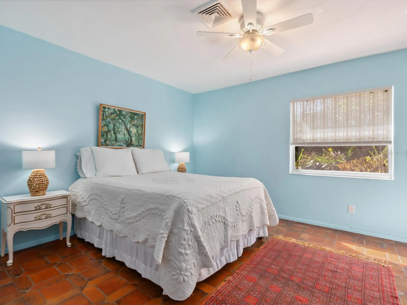 1049 N CASEY KEY RD