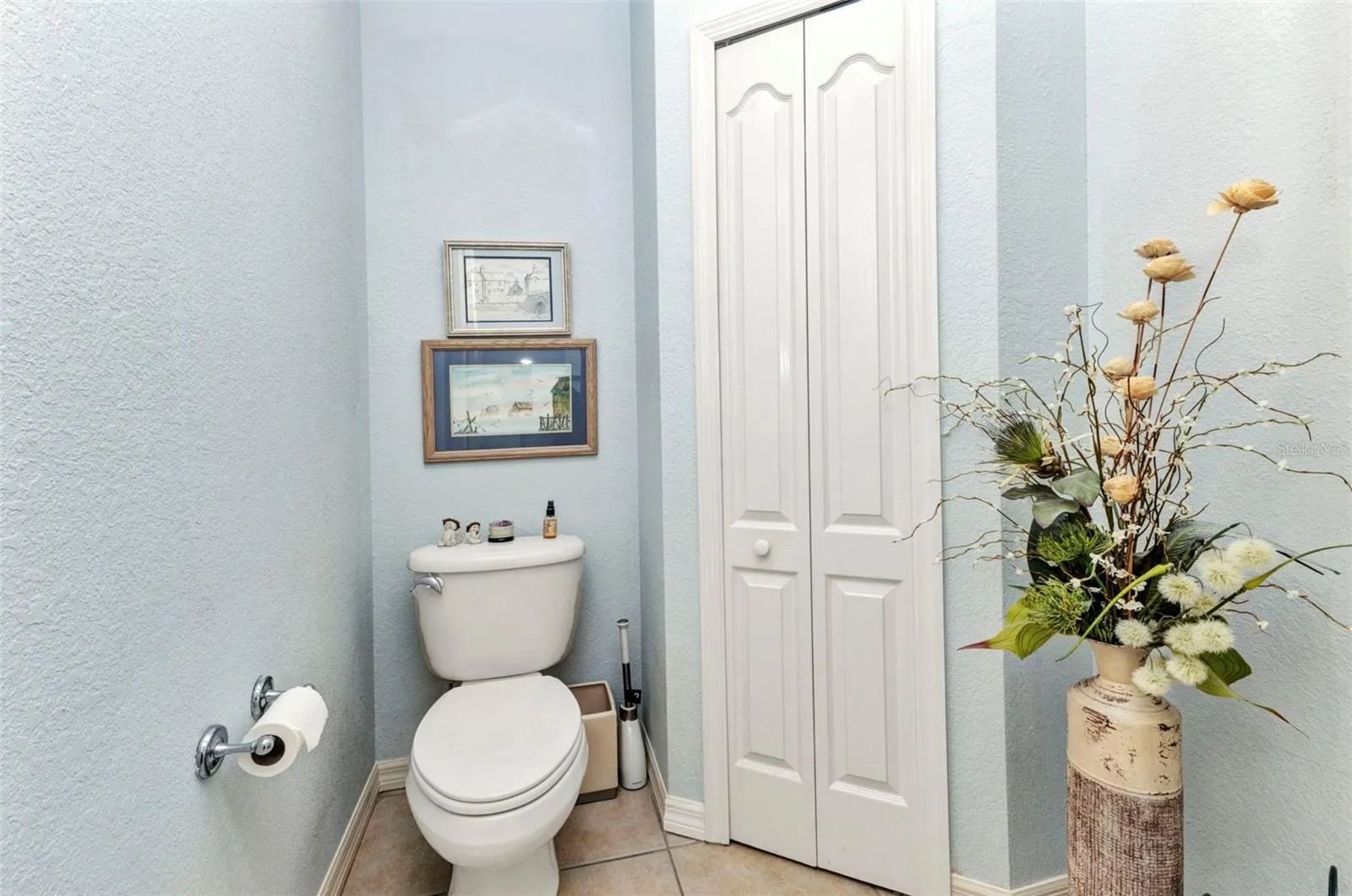 18382 ARAPAHOE CIR