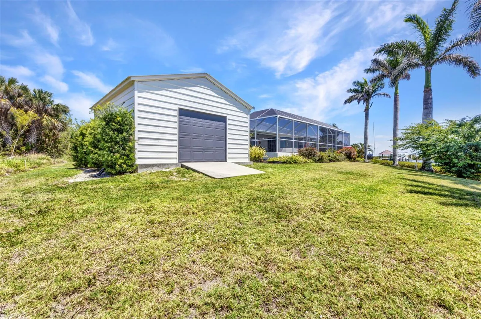 18382 ARAPAHOE CIR