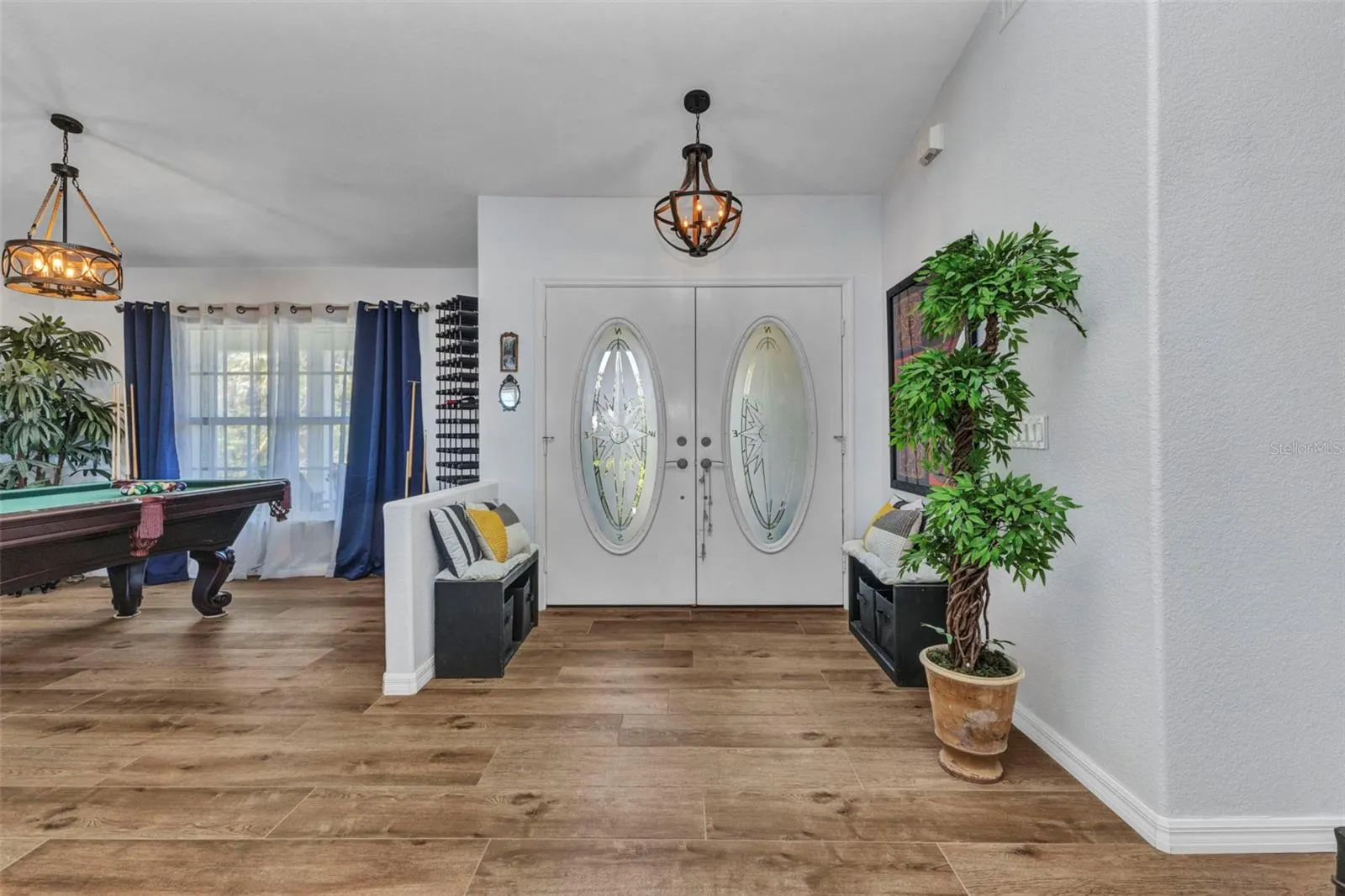 18382 ARAPAHOE CIR