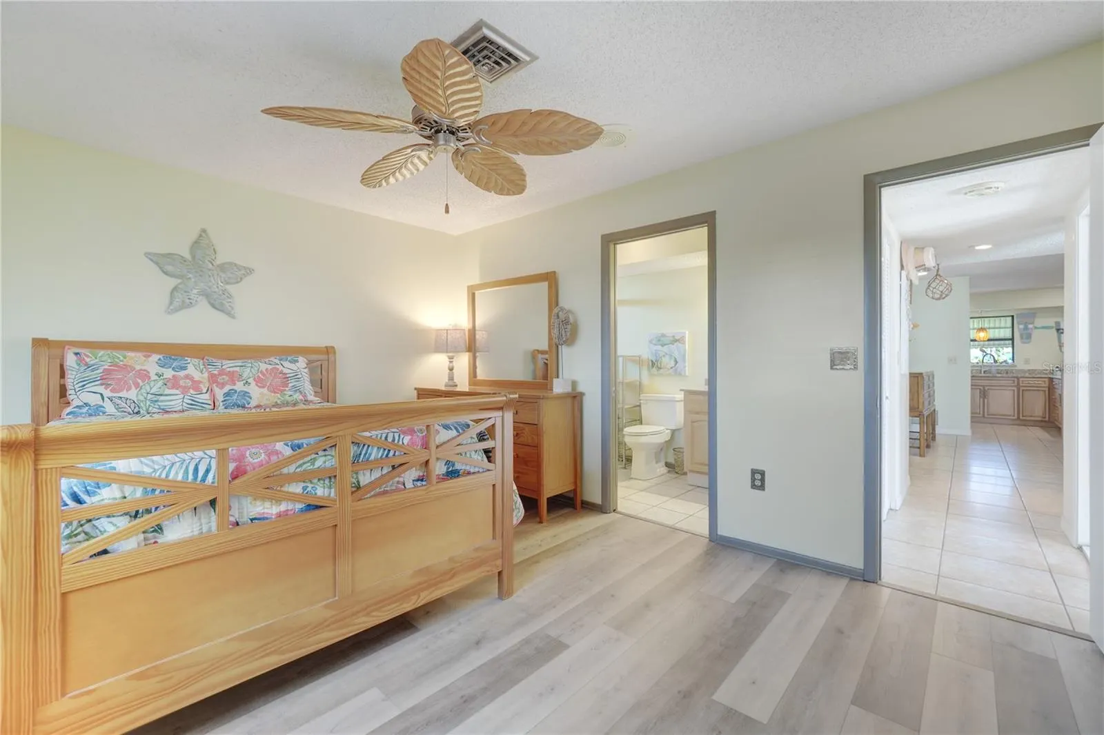 120 VILLA DR #120, #120