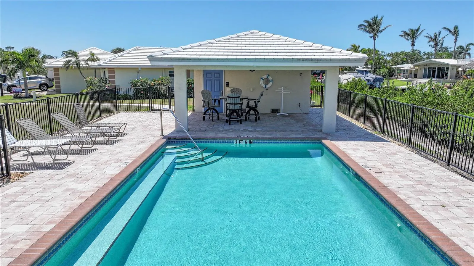 120 VILLA DR #120, #120