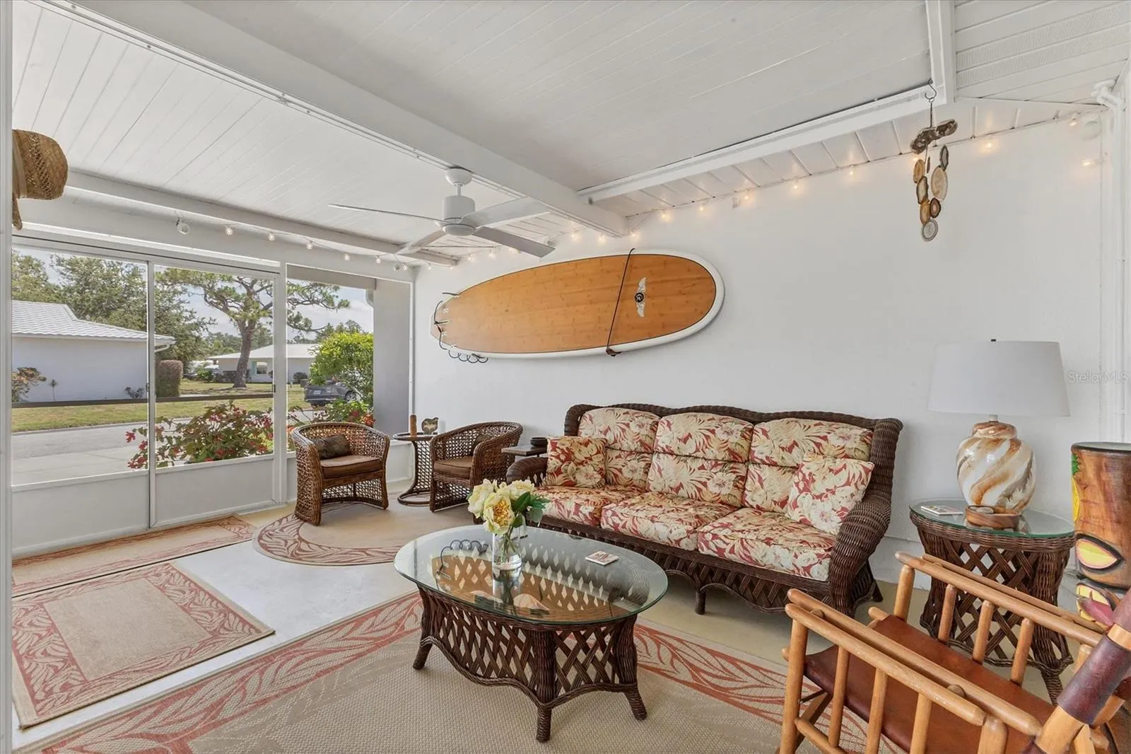 608 FAIR WINDS DR