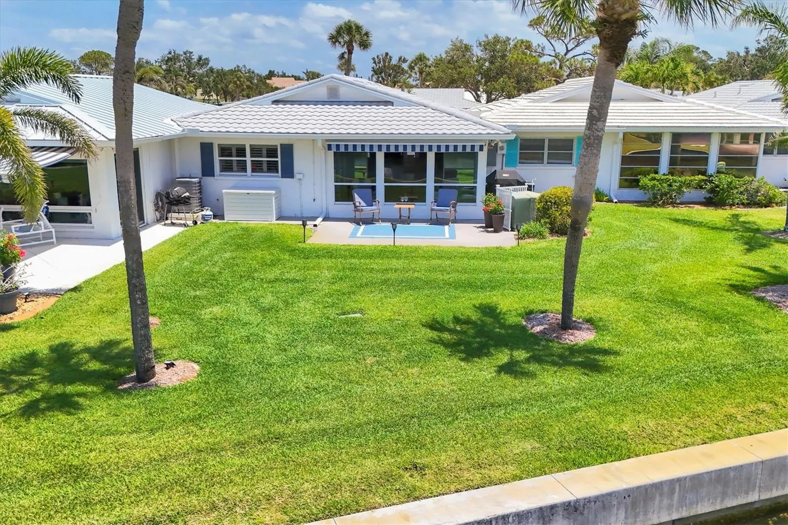 608 FAIR WINDS DR