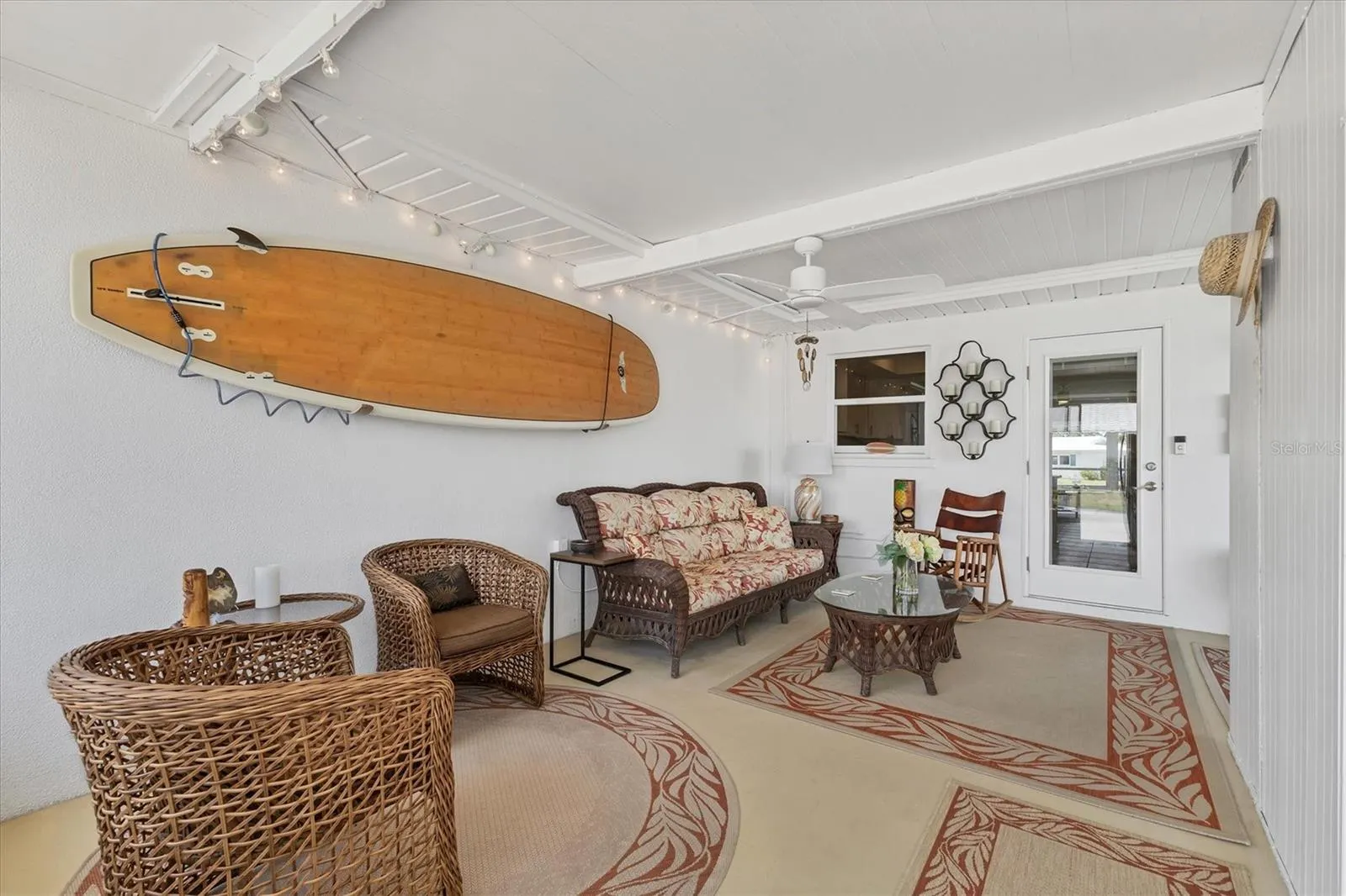 608 FAIR WINDS DR