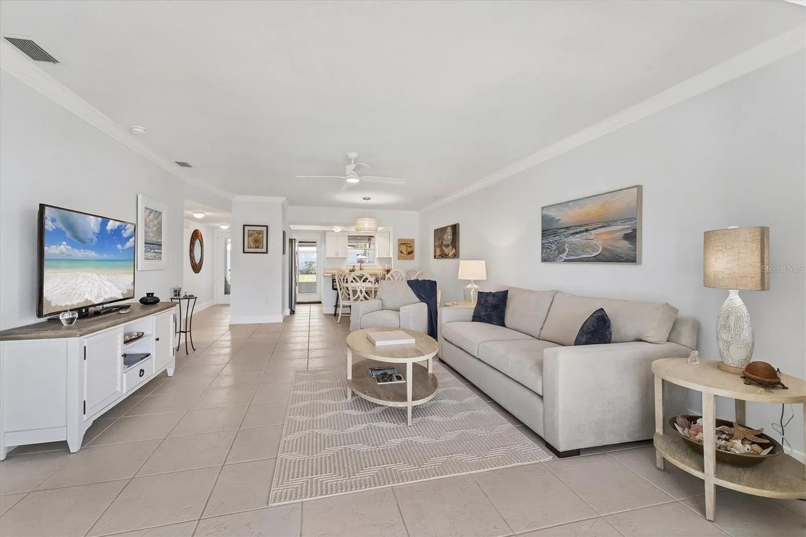 608 FAIR WINDS DR
