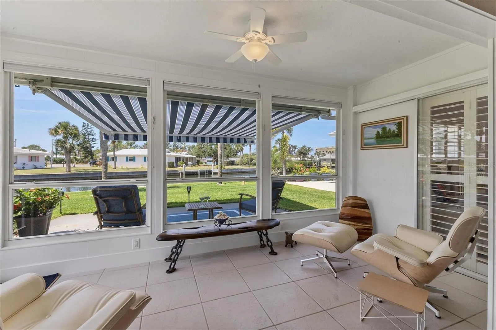 608 FAIR WINDS DR