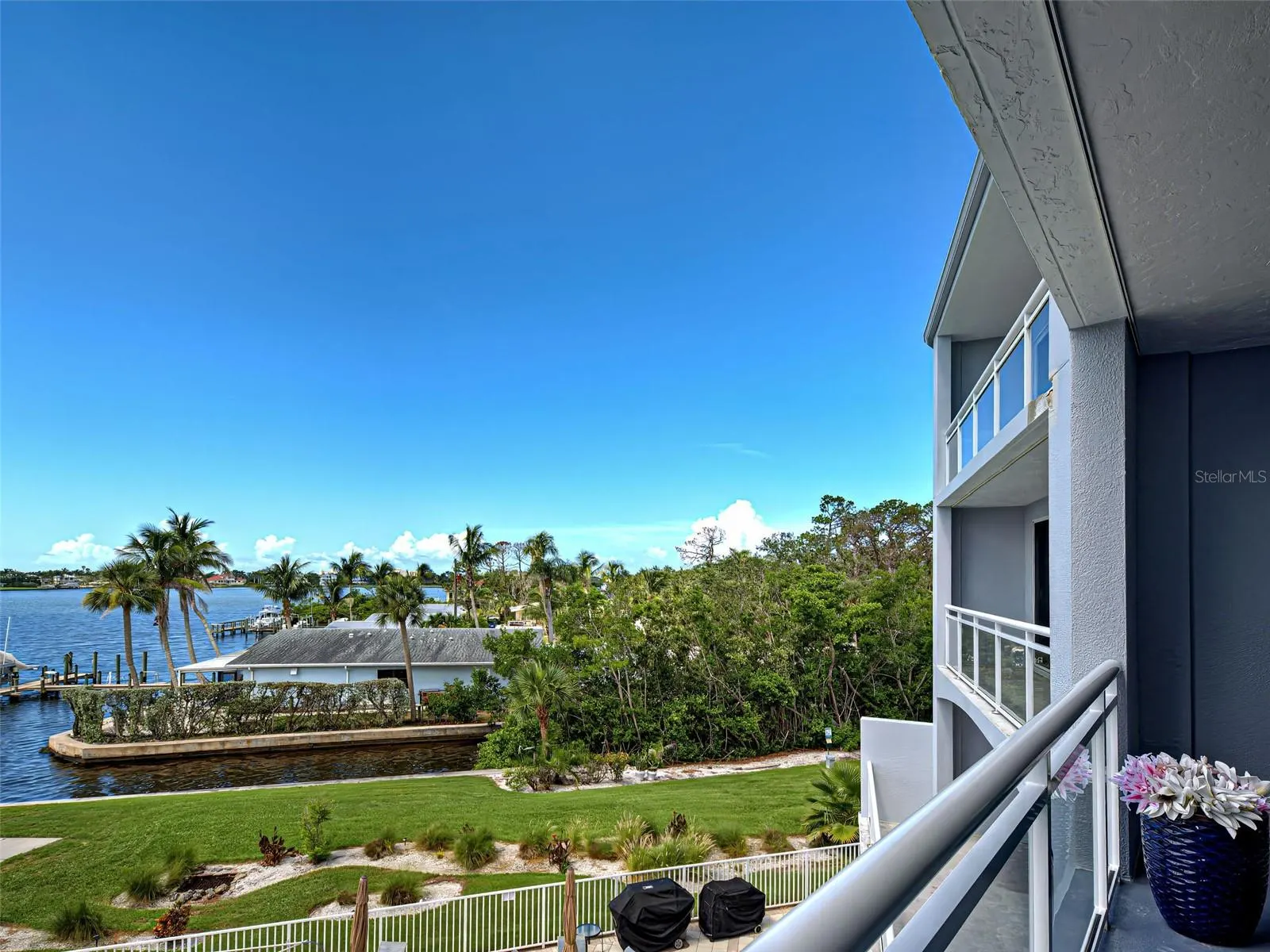 516 TAMIAMI TRL S #303, #303