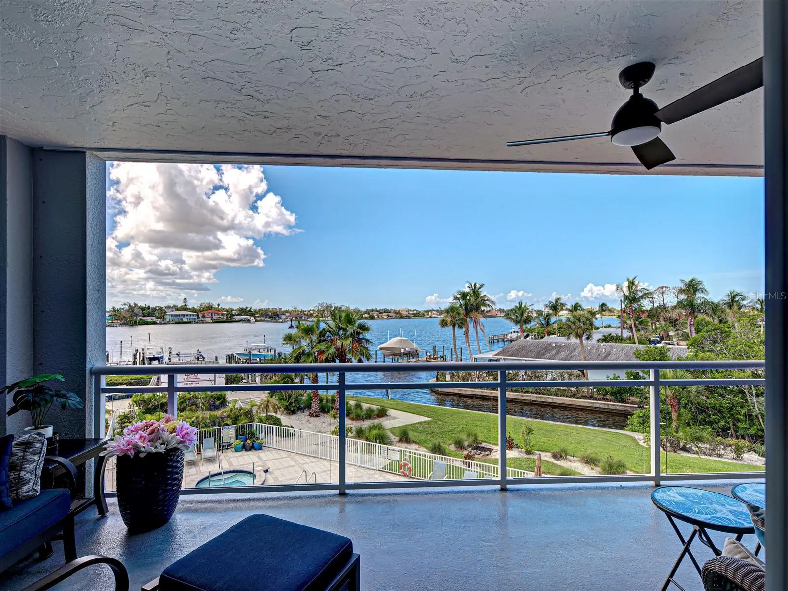 516 TAMIAMI TRL S #303, #303