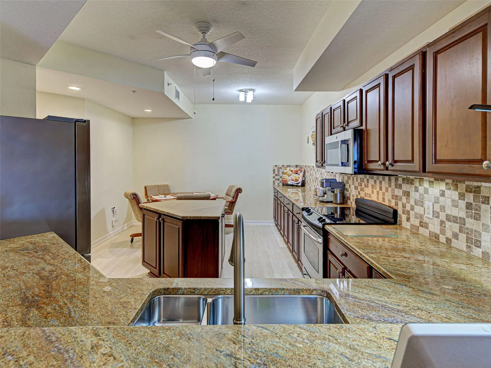 516 TAMIAMI TRL S #303, #303