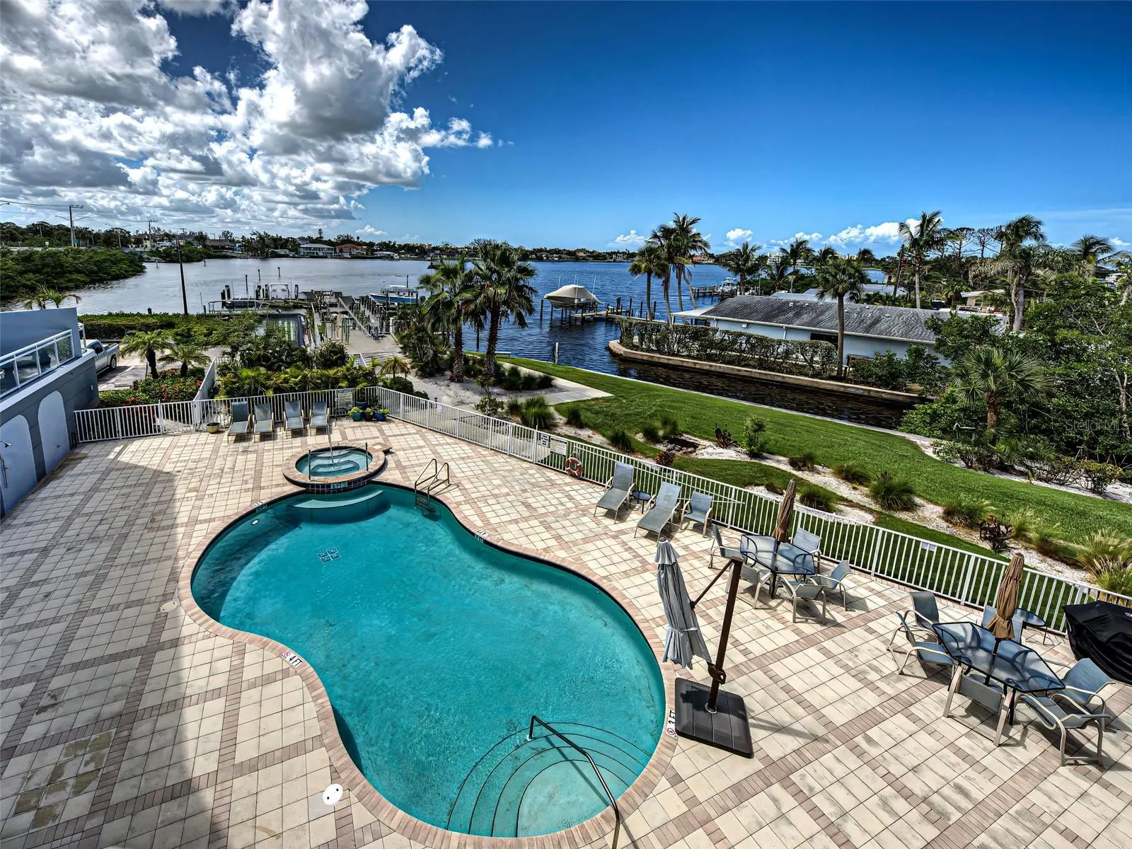 516 TAMIAMI TRL S #303, #303