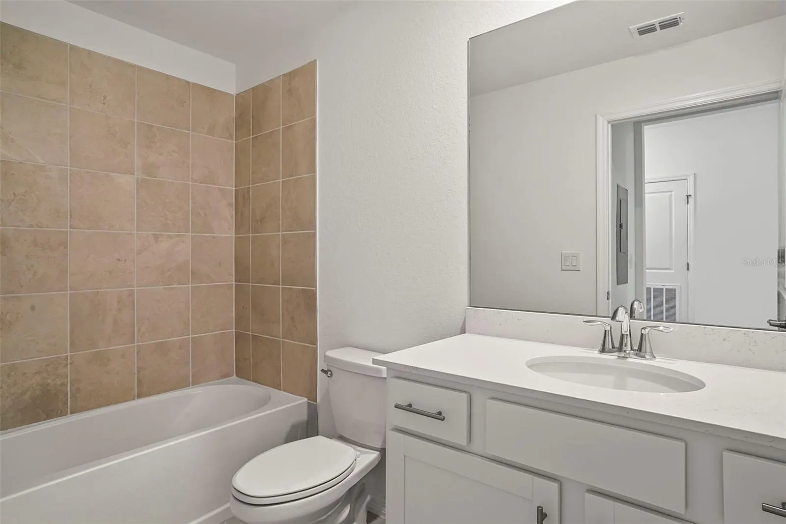 12140 WELLEN GOLF ST #202, #202