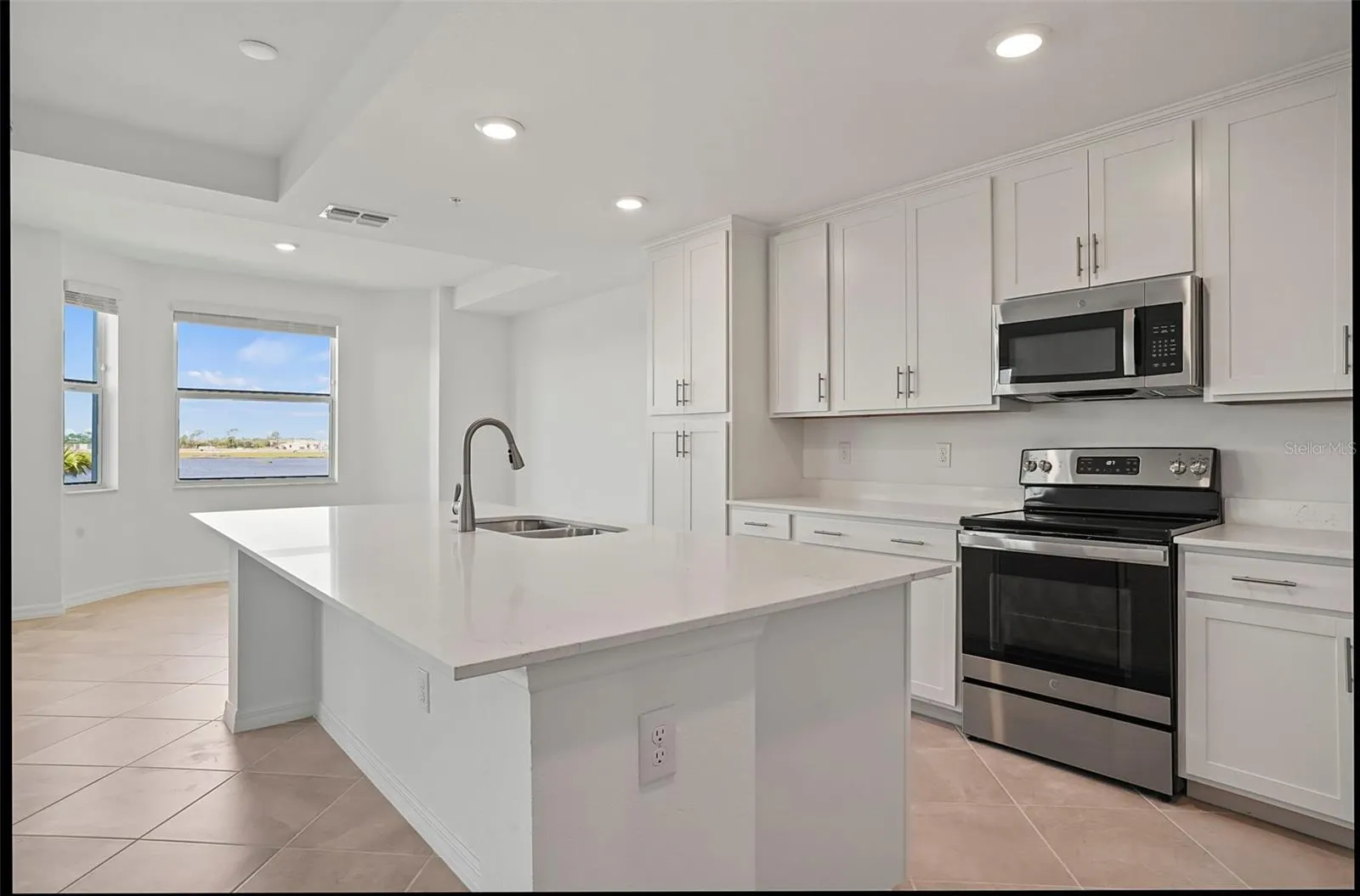 12140 WELLEN GOLF ST #202, #202