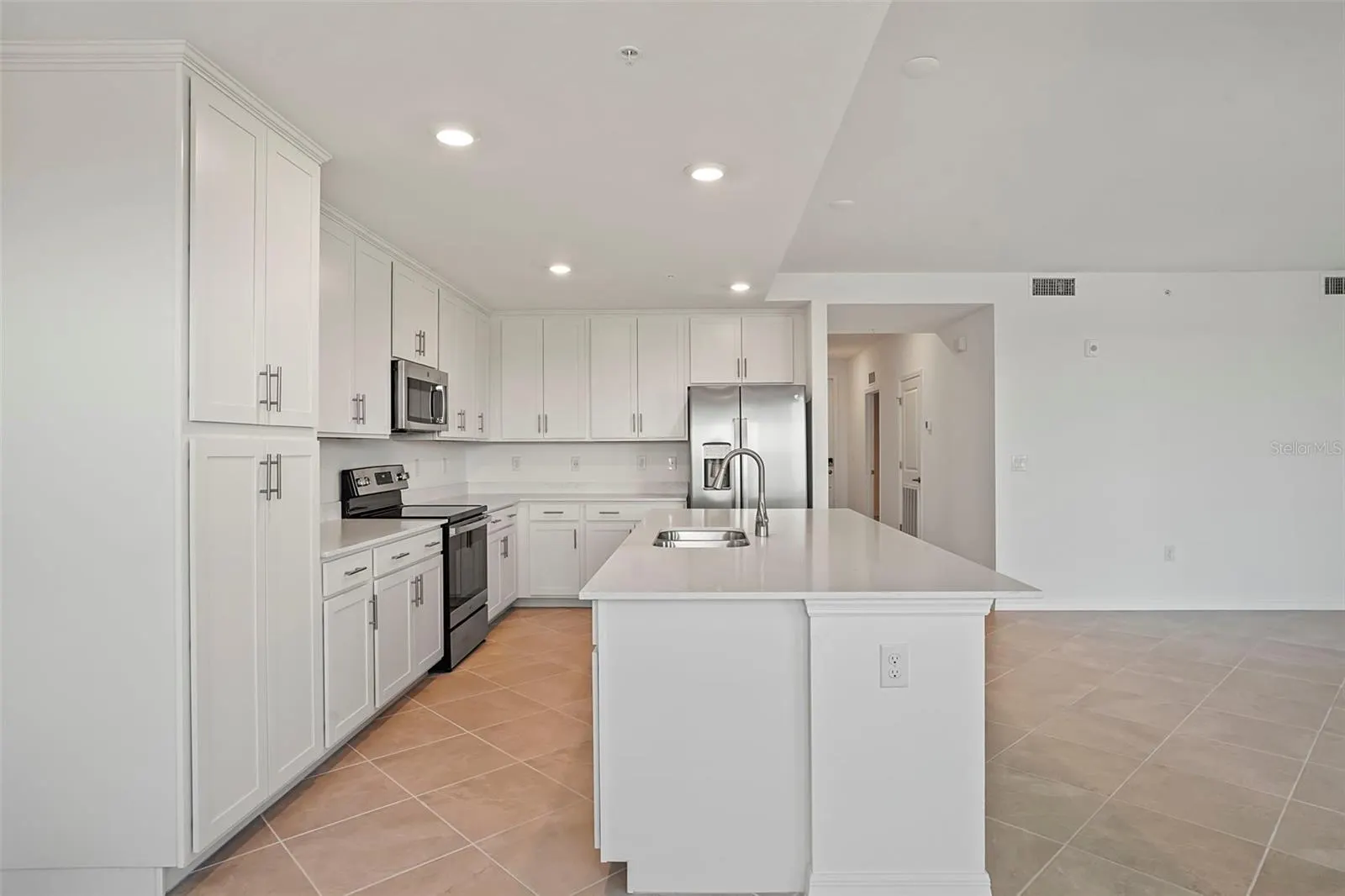 12140 WELLEN GOLF ST #202, #202
