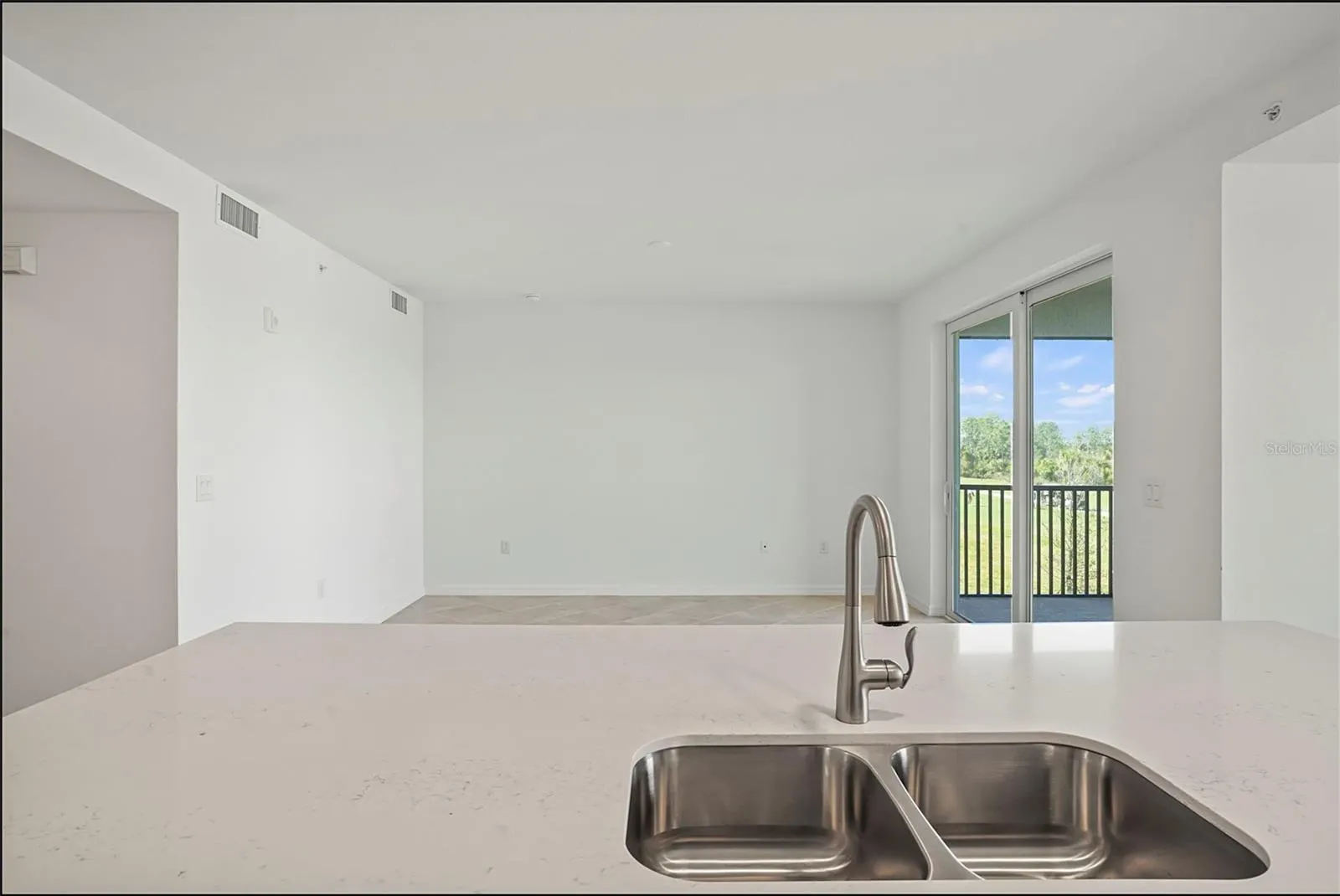 12140 WELLEN GOLF ST #202, #202