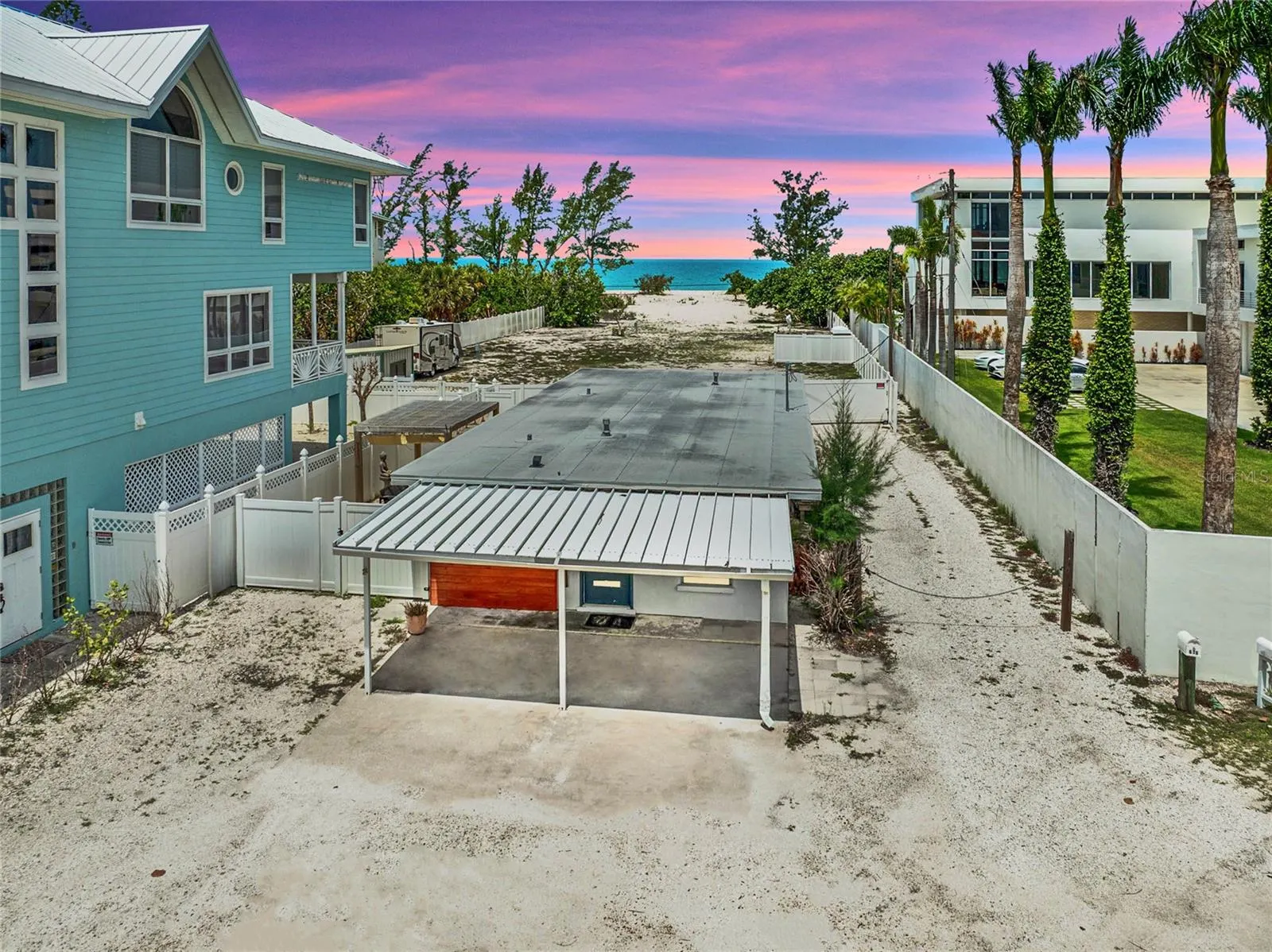 616 S CASEY KEY RD