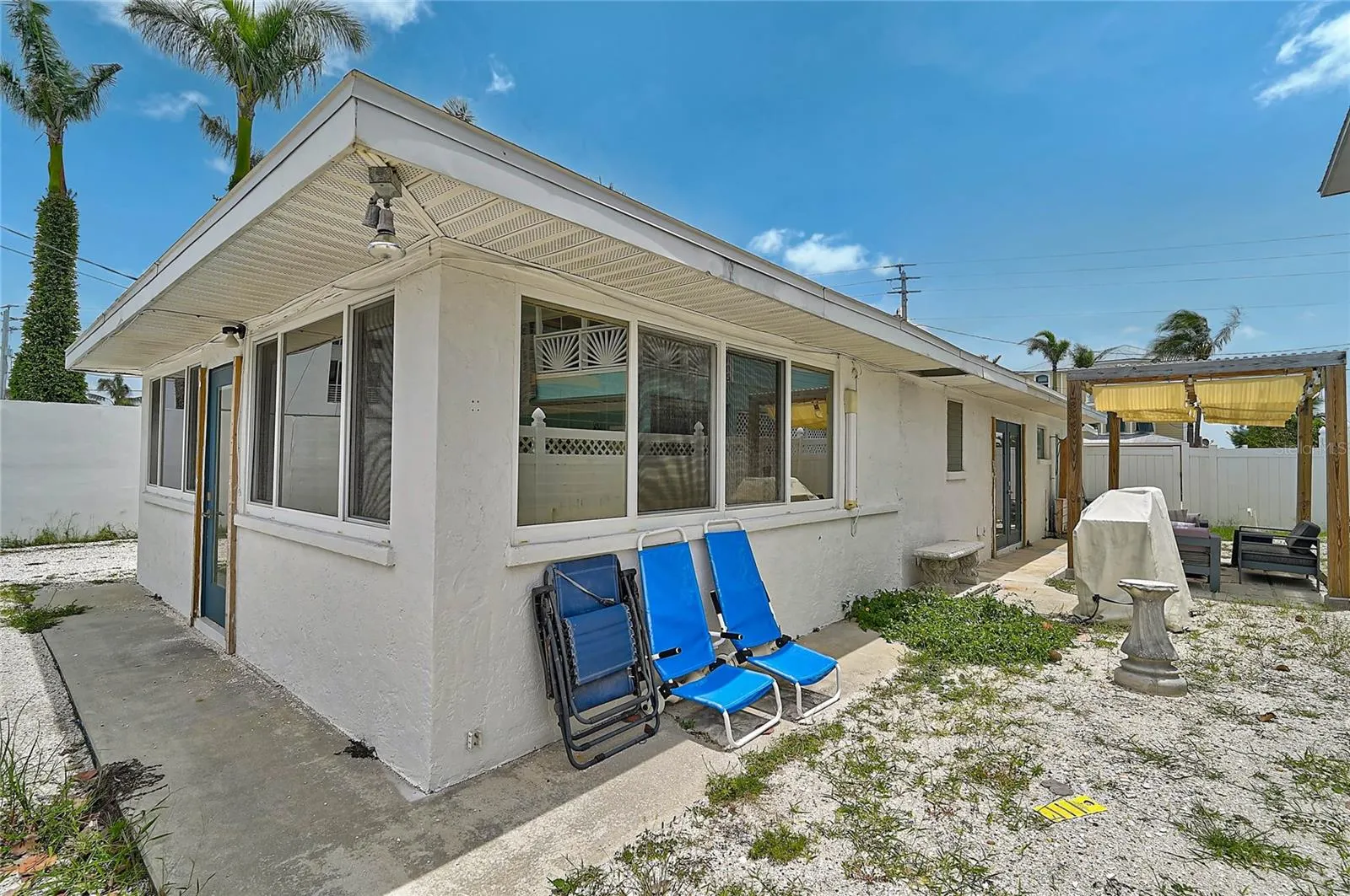 616 S CASEY KEY RD