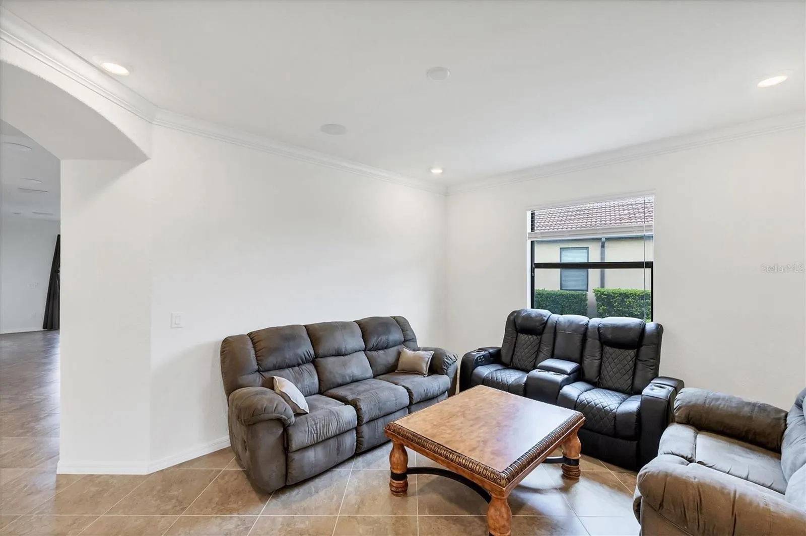10061 COZY GROVE DR