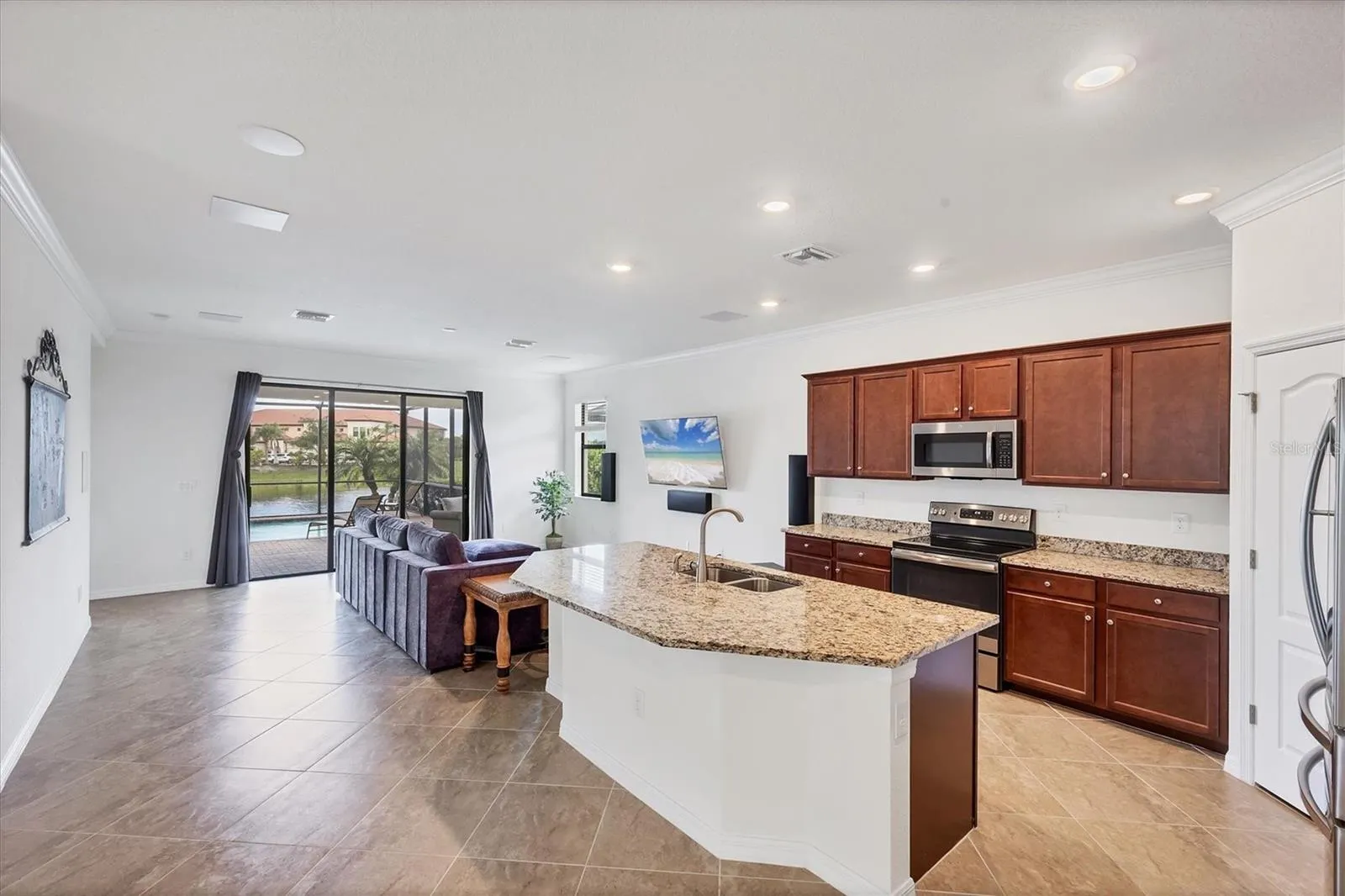 10061 COZY GROVE DR