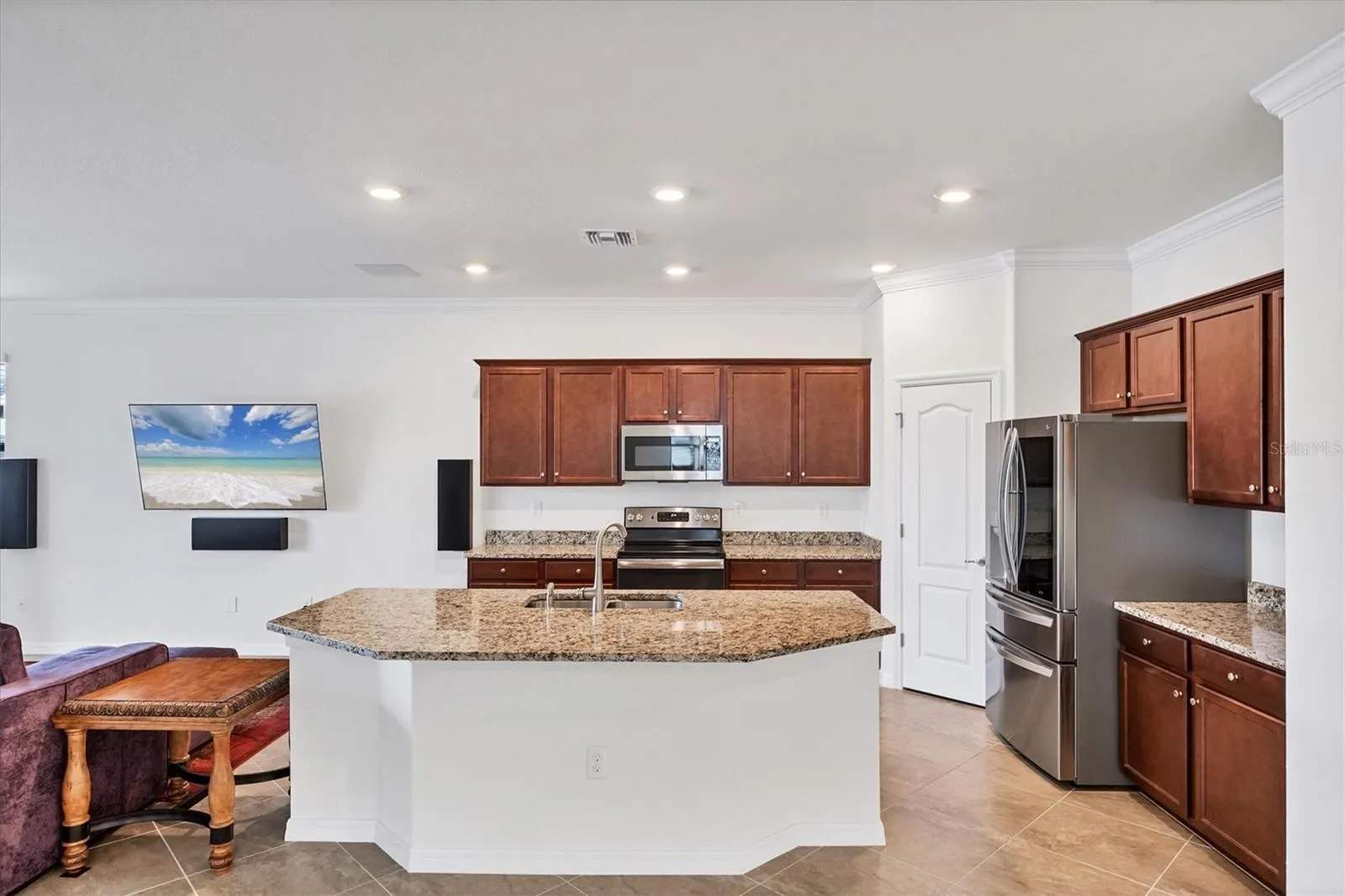 10061 COZY GROVE DR