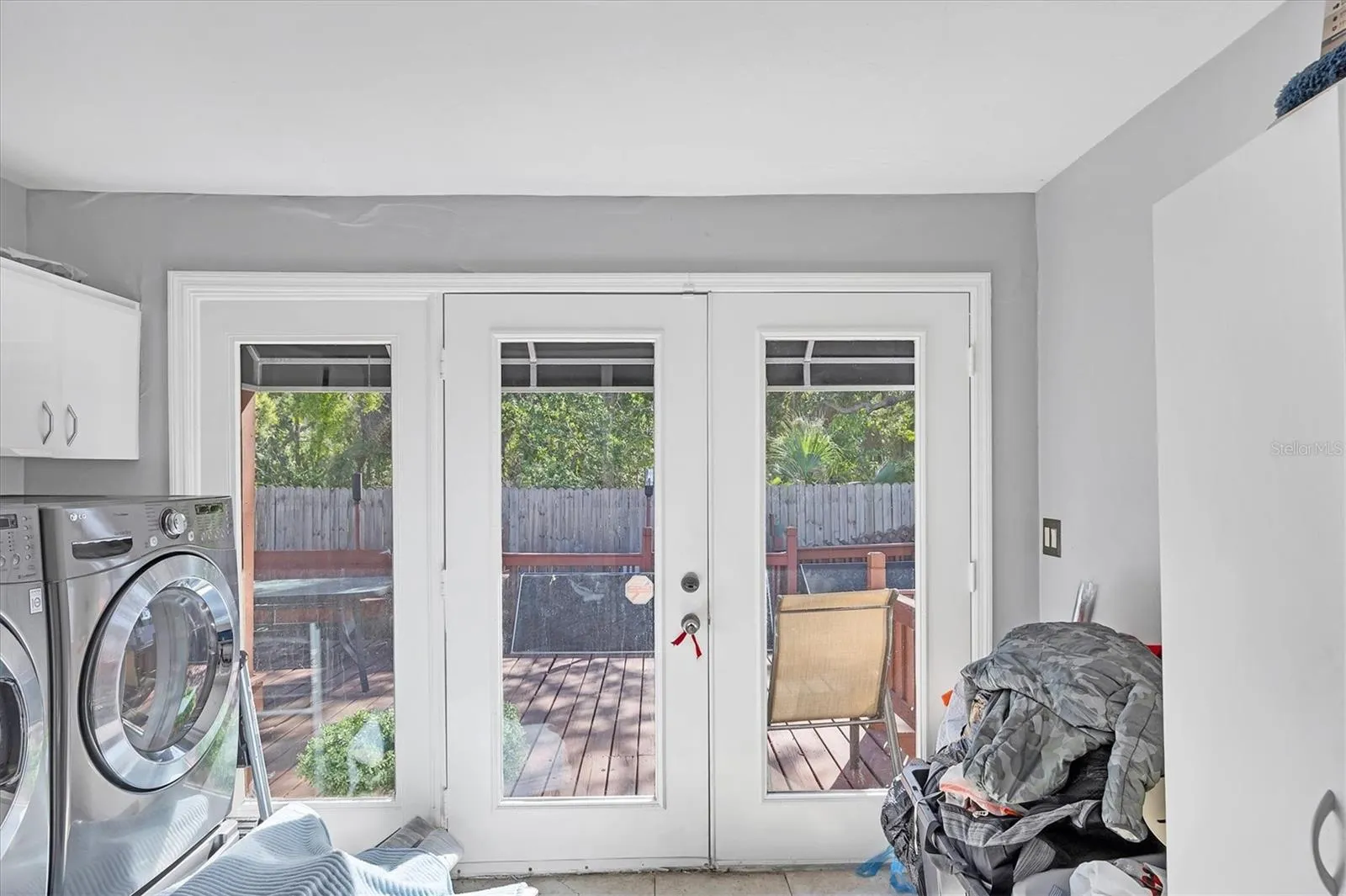 109 TAMIAMI TRL S