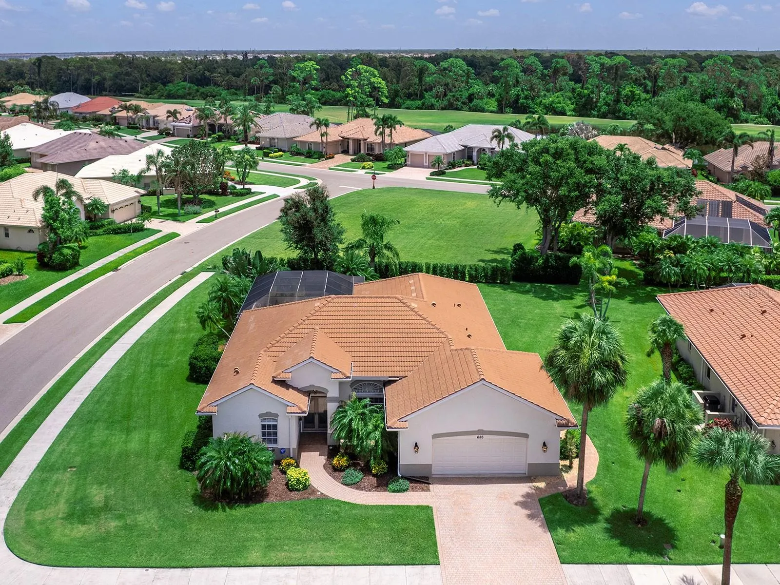 686 SAWGRASS BRIDGE RD