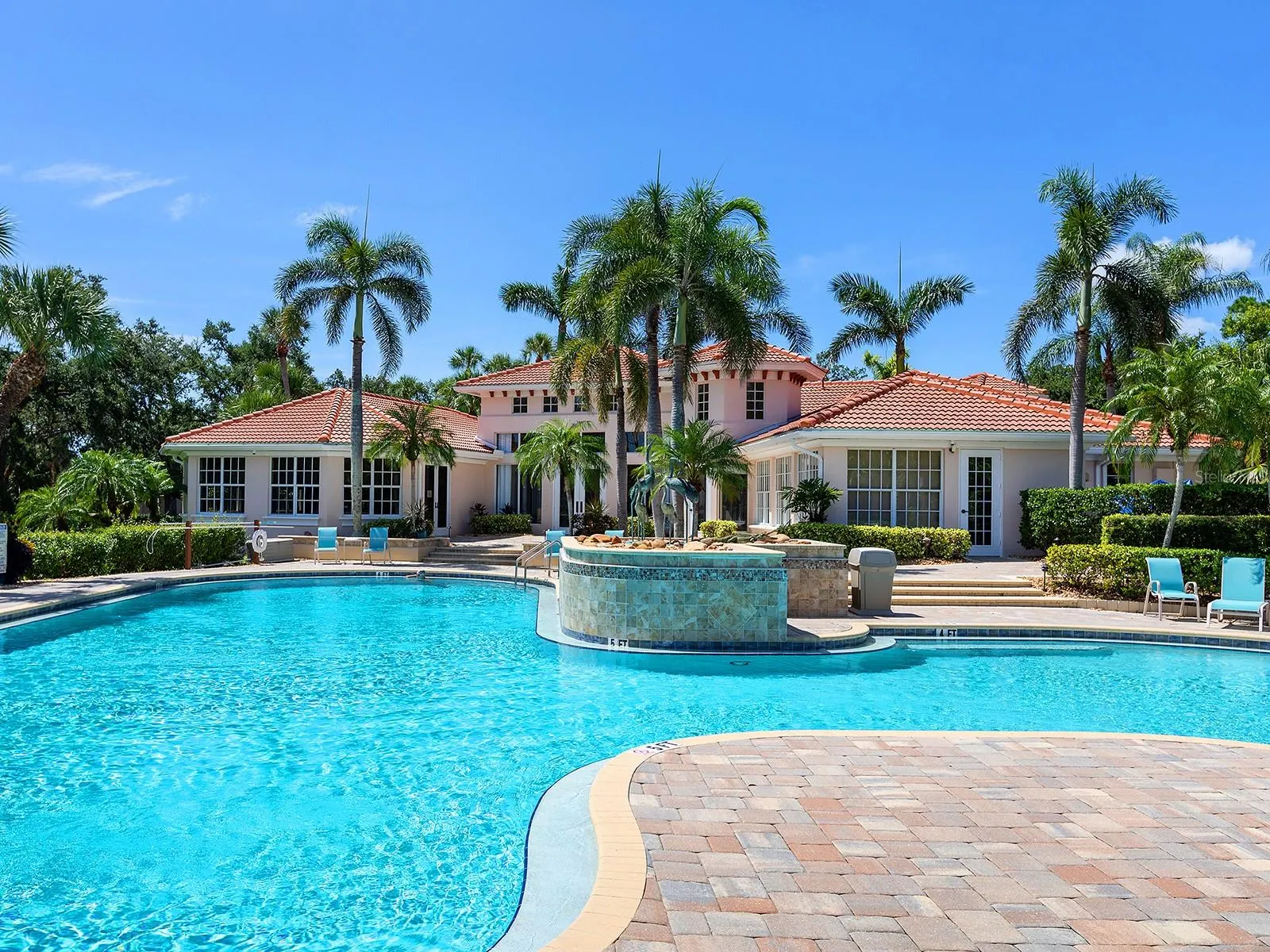 686 SAWGRASS BRIDGE RD