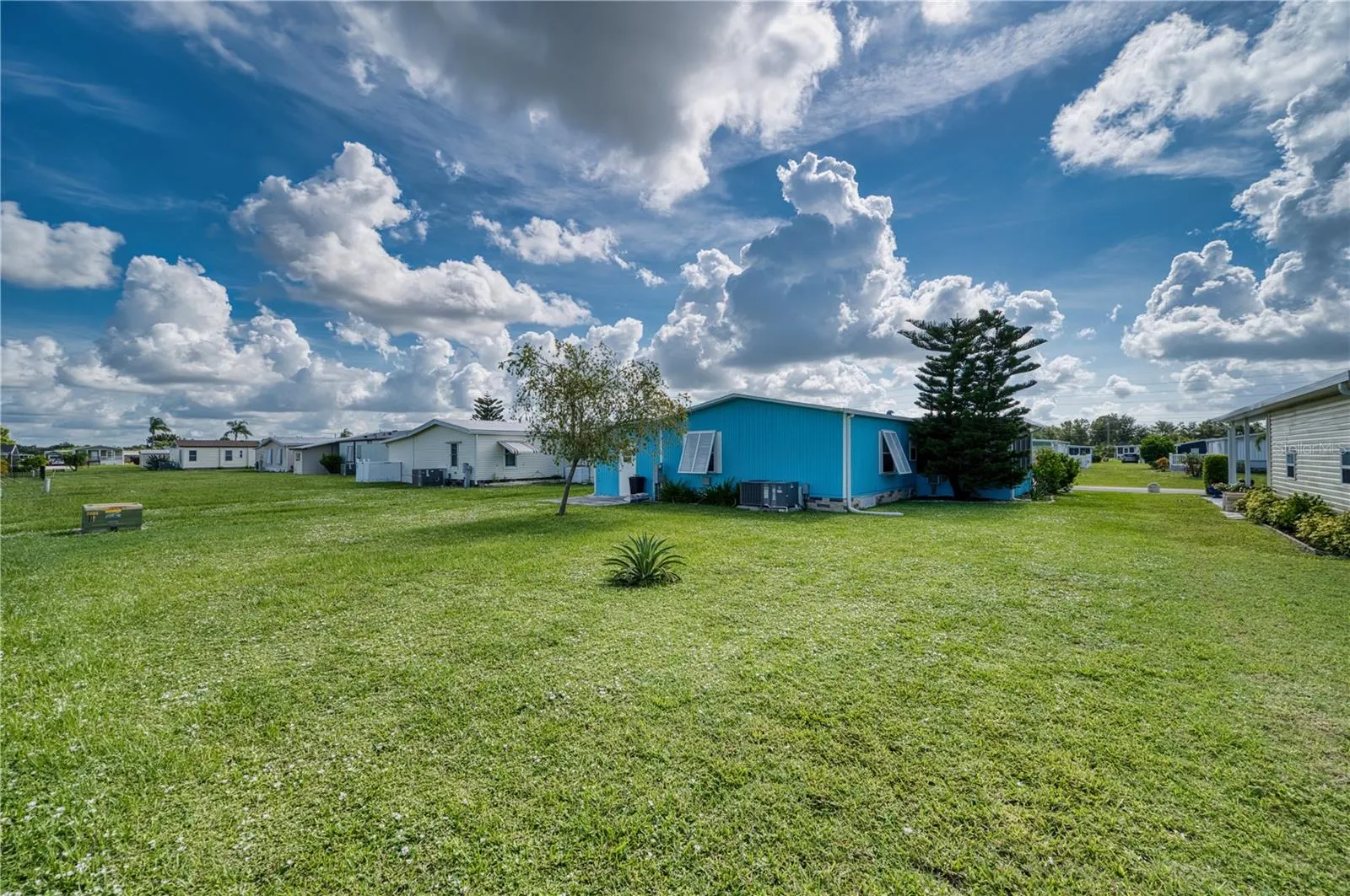 6269 PARAKEET RD