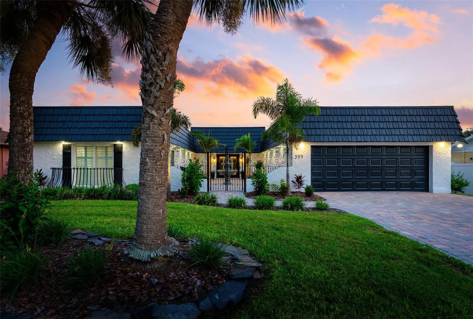 599 FLAMINGO DR