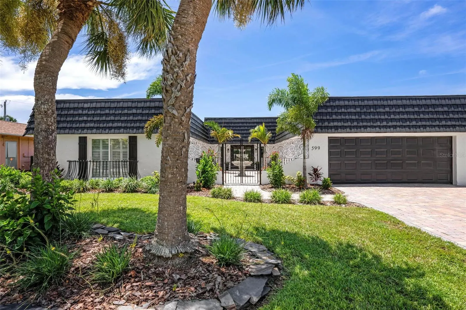 599 FLAMINGO DR
