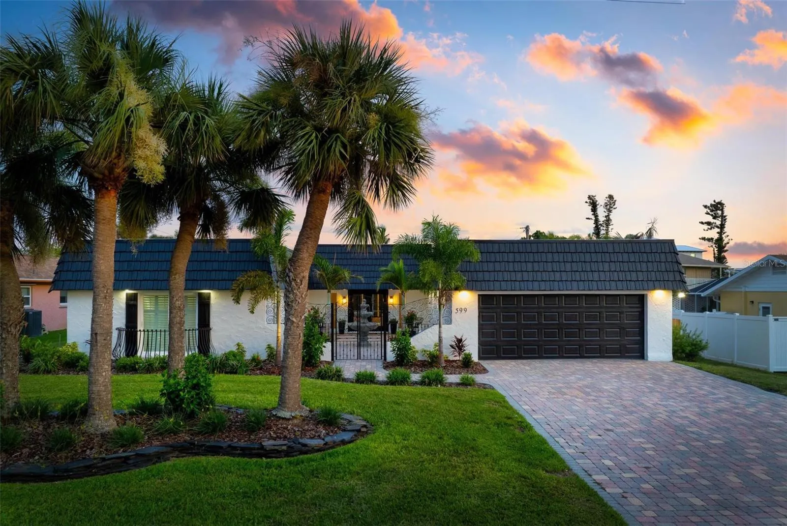 599 FLAMINGO DR