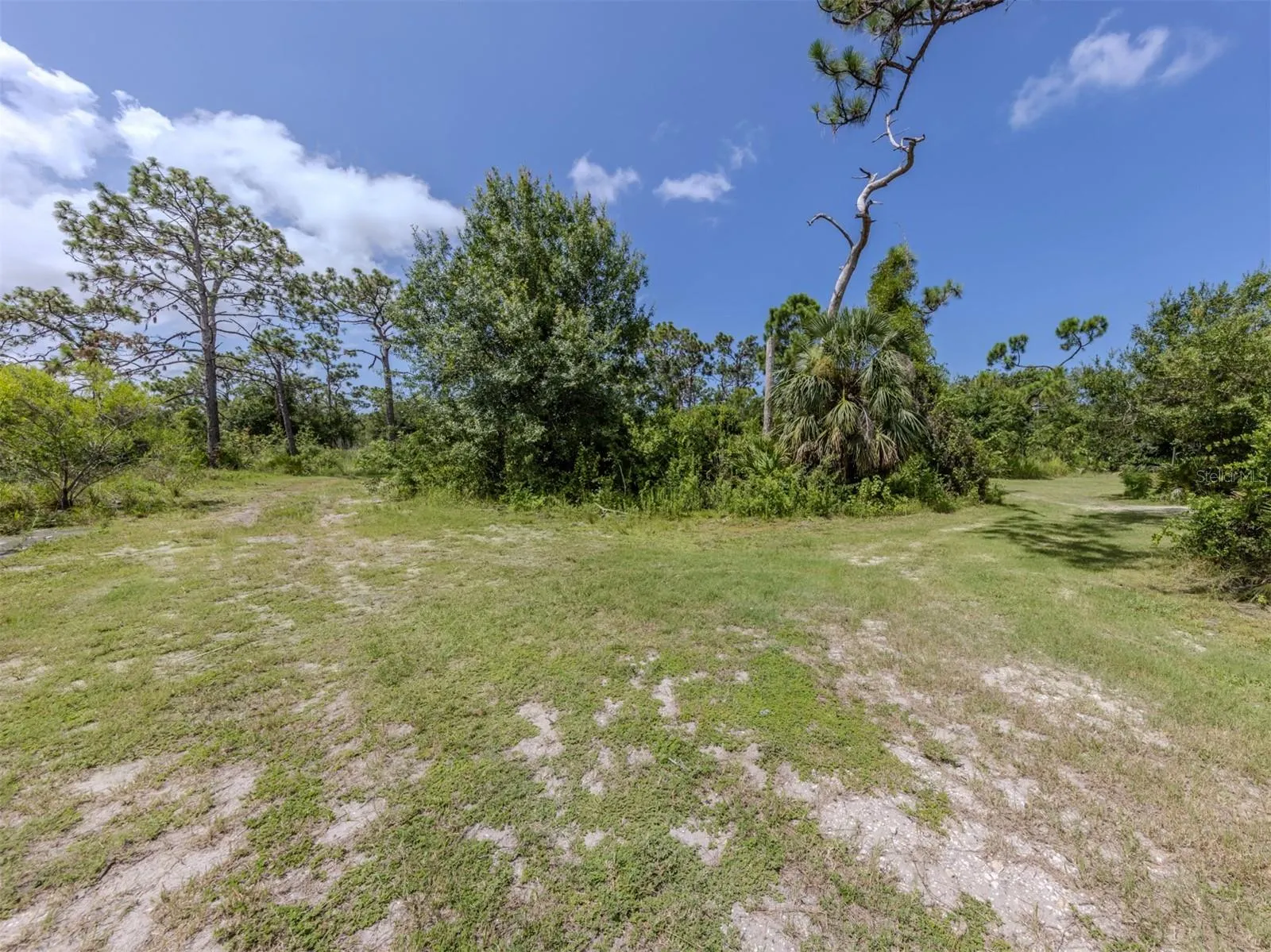 E MANASOTA BEACH RD