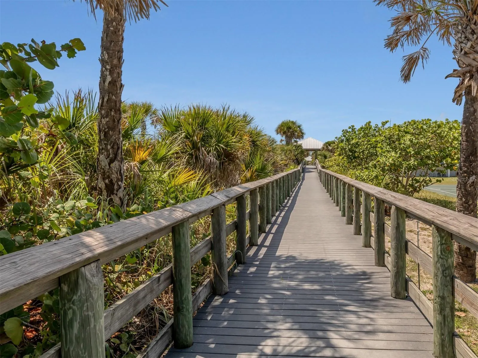 E MANASOTA BEACH RD
