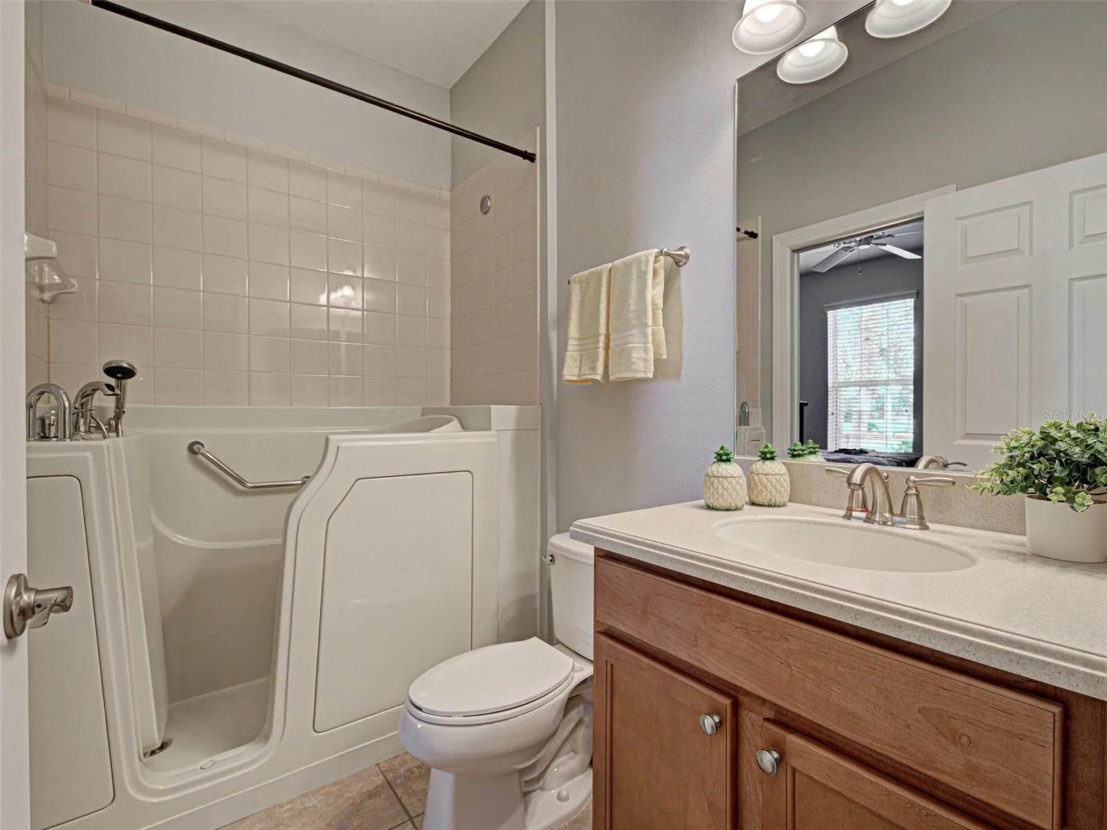 239 FONTANELLE CIR