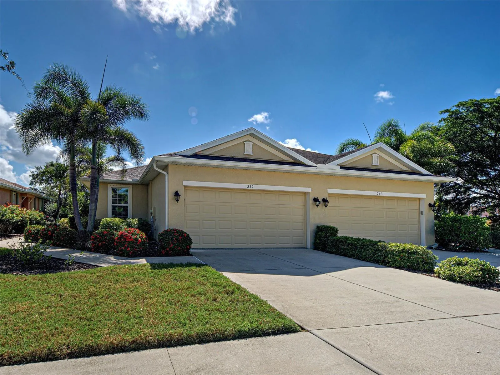 239 FONTANELLE CIR