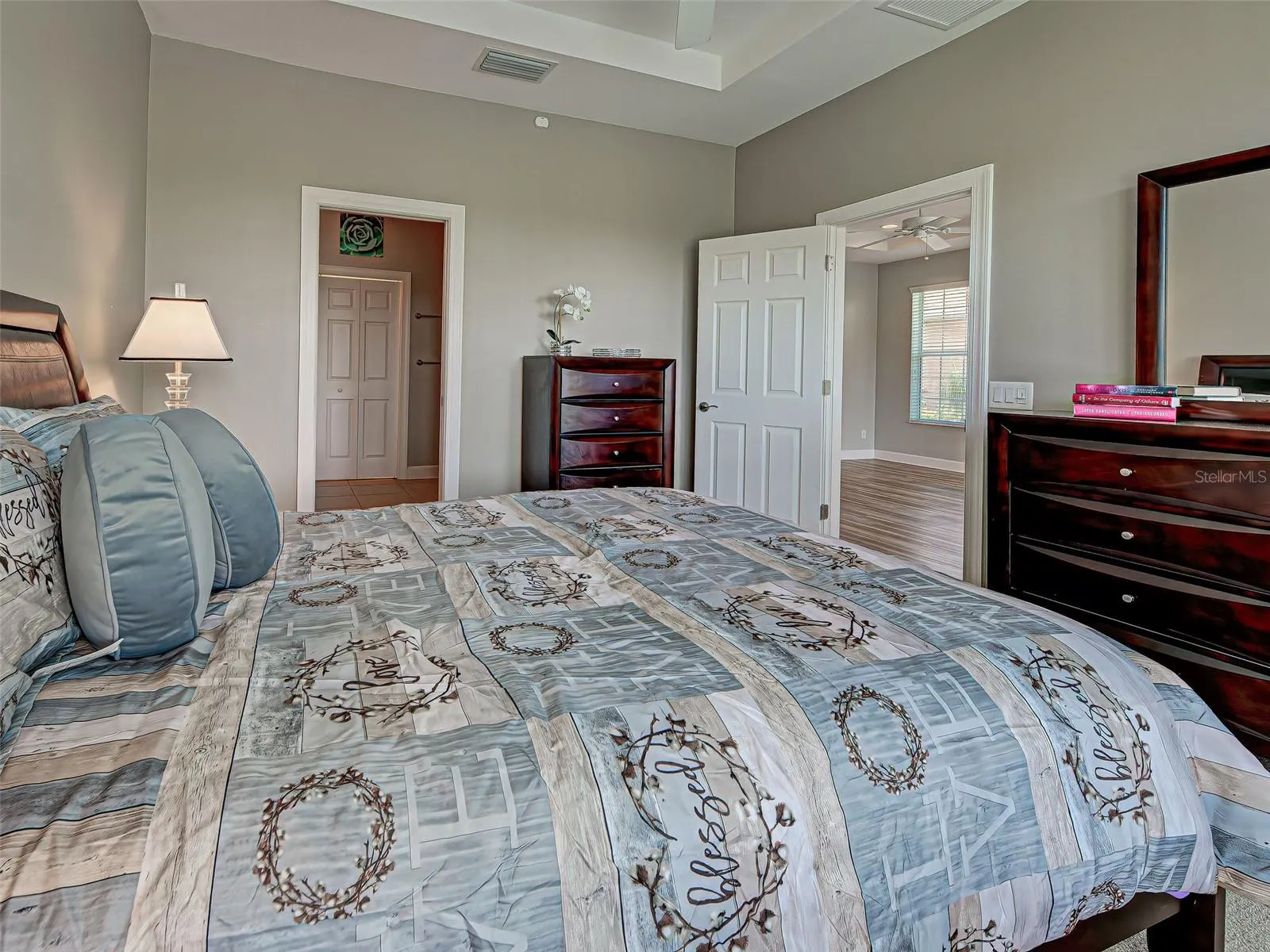 239 FONTANELLE CIR